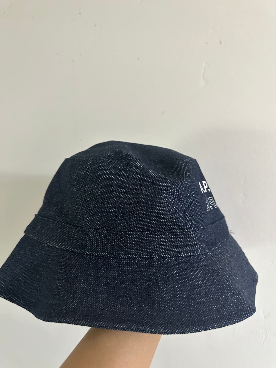 아페쎄 A.P.C 리지드 데님 버킷햇 상품이미지3