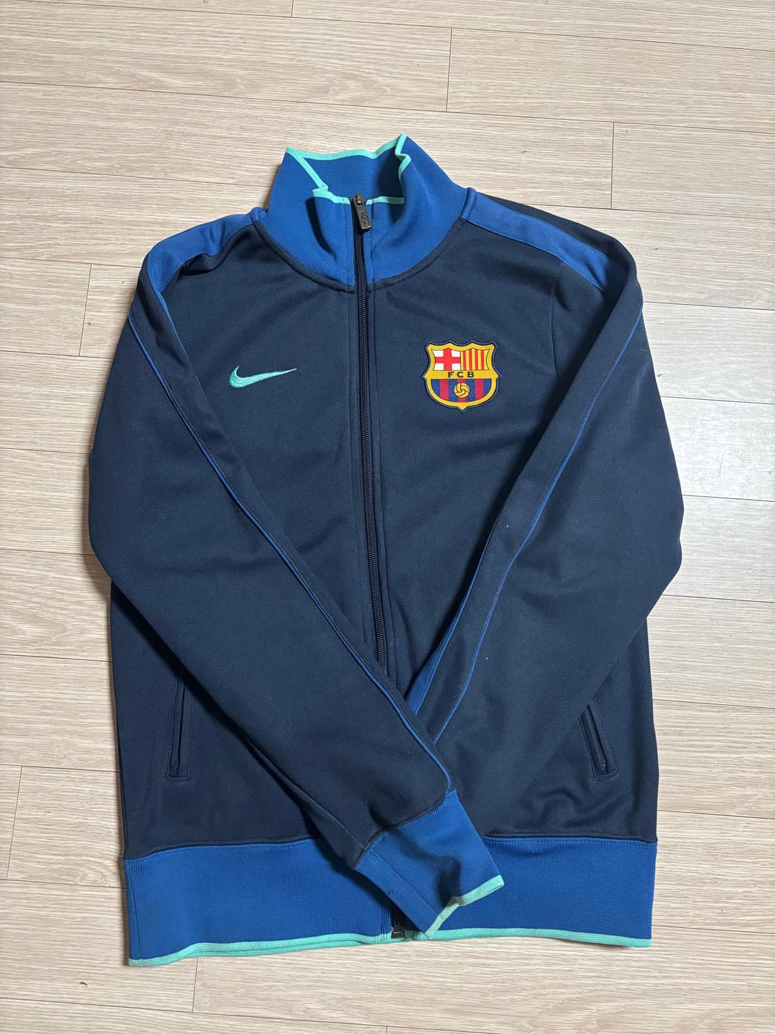 바르셀로나 트랙탑 상품이미지1