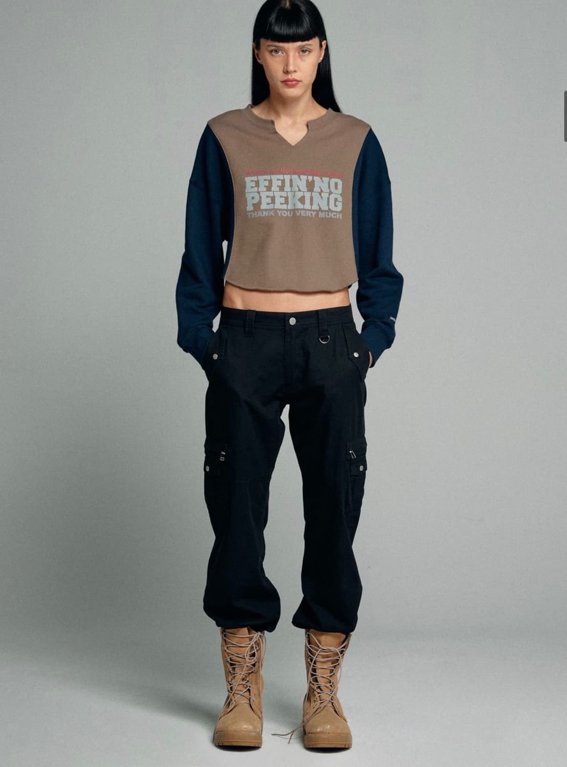 스컬프터 Color Block Crop Sweatshirt Mocha / 상품이미지1