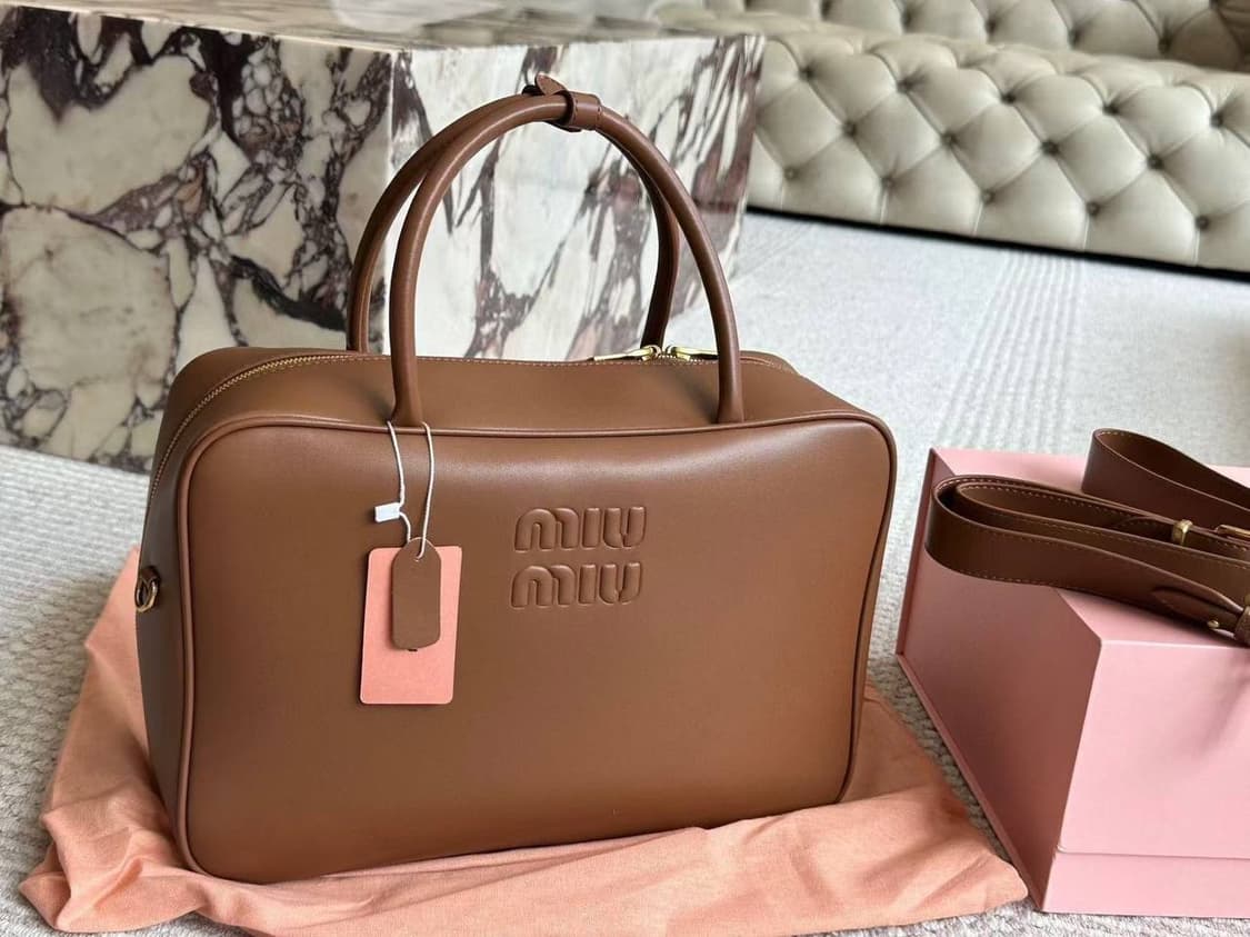 미우미우(Miu Miu) '보(Beau) 토트백 상품이미지1