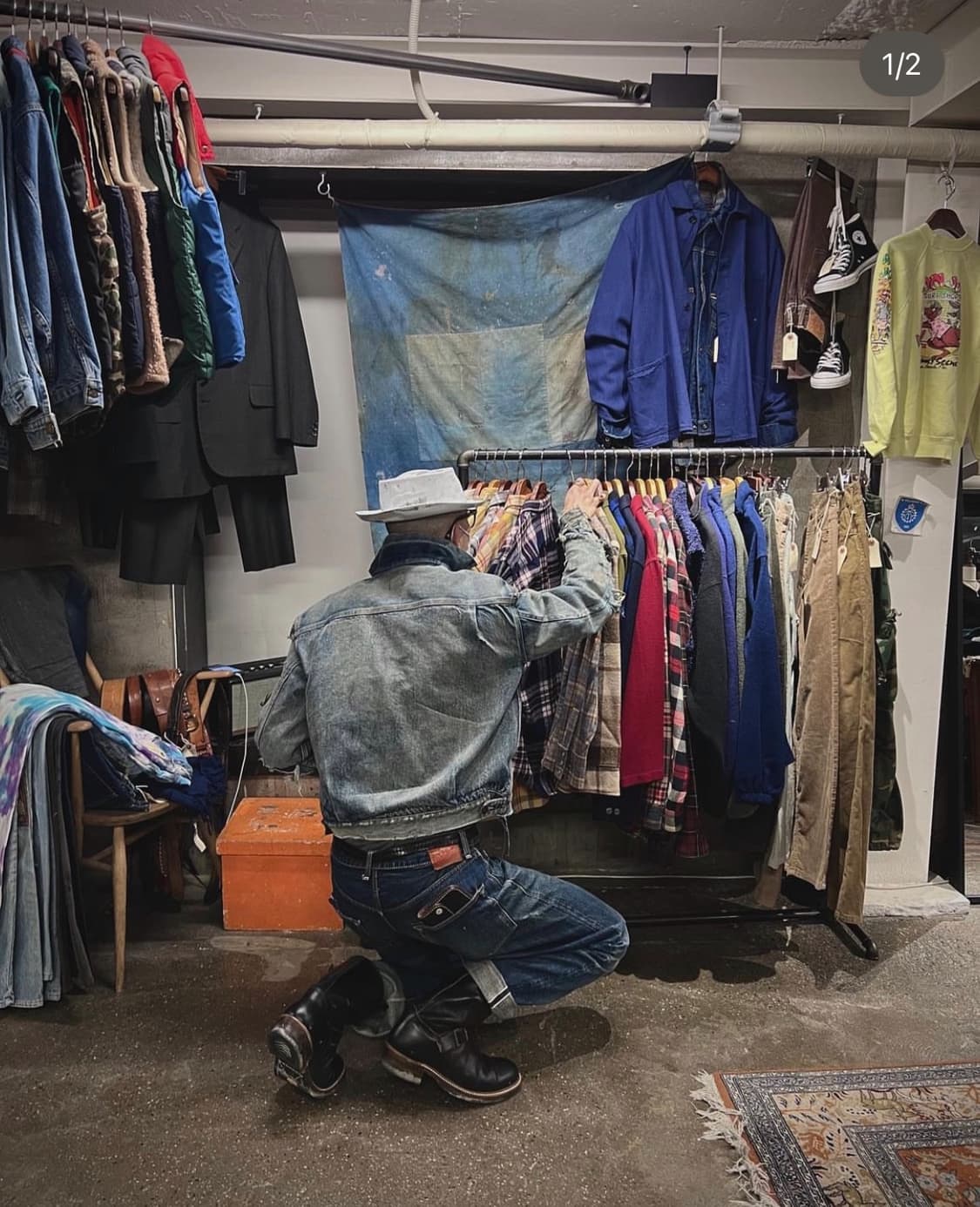 SAINT LAURENT DESTROYED DENIM JACKET 상품이미지1
