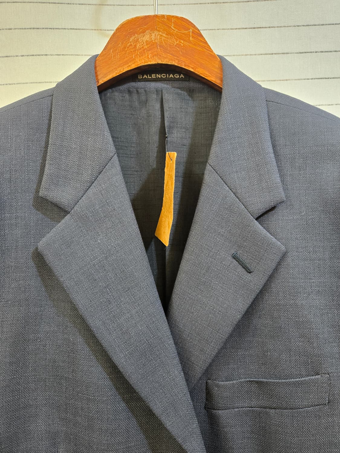 발렌시아가 클래식 정장 상품이미지3