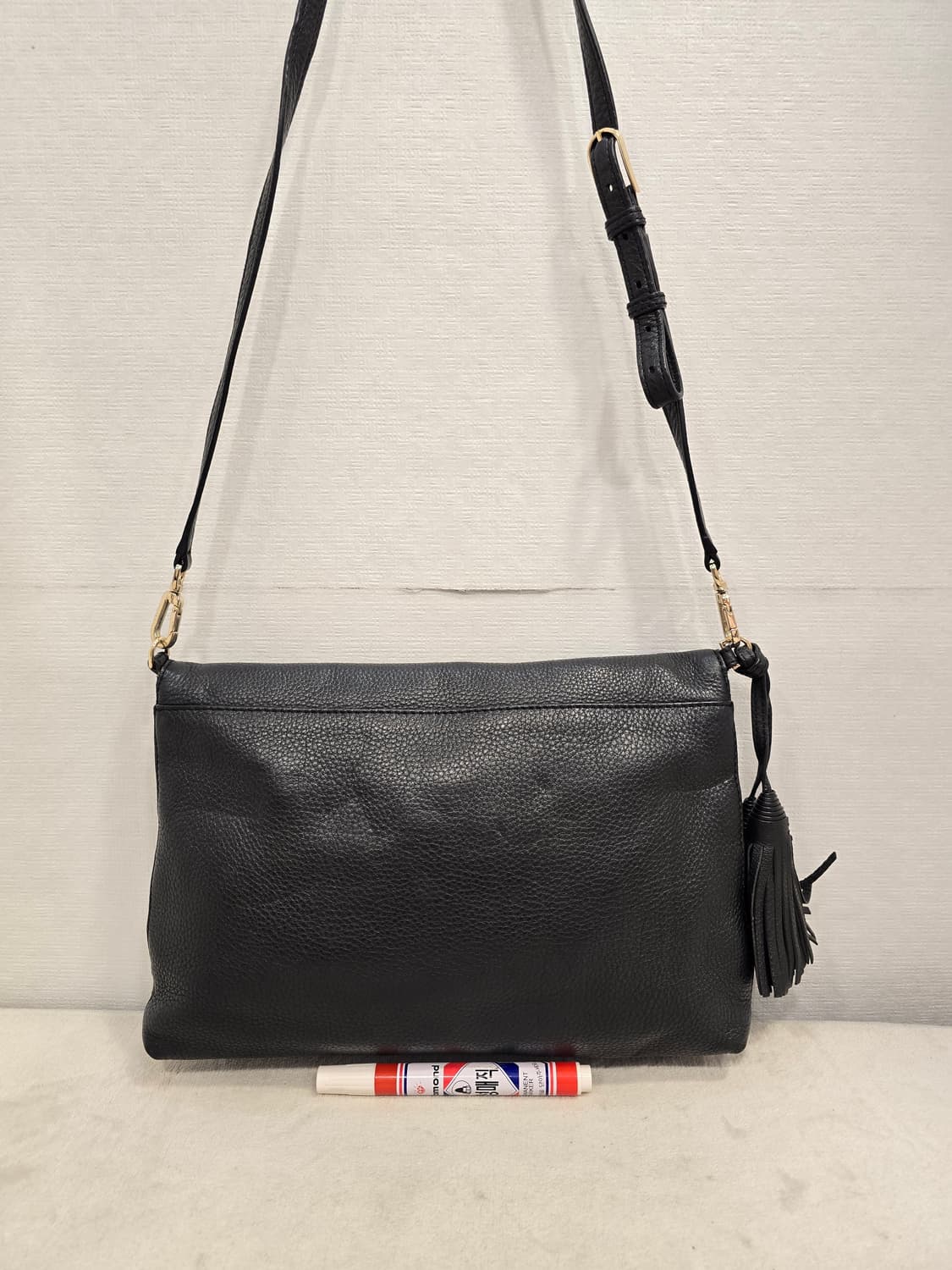 토리버치 테슬  블랙 가죽 크로스백 클러치백 상품이미지2