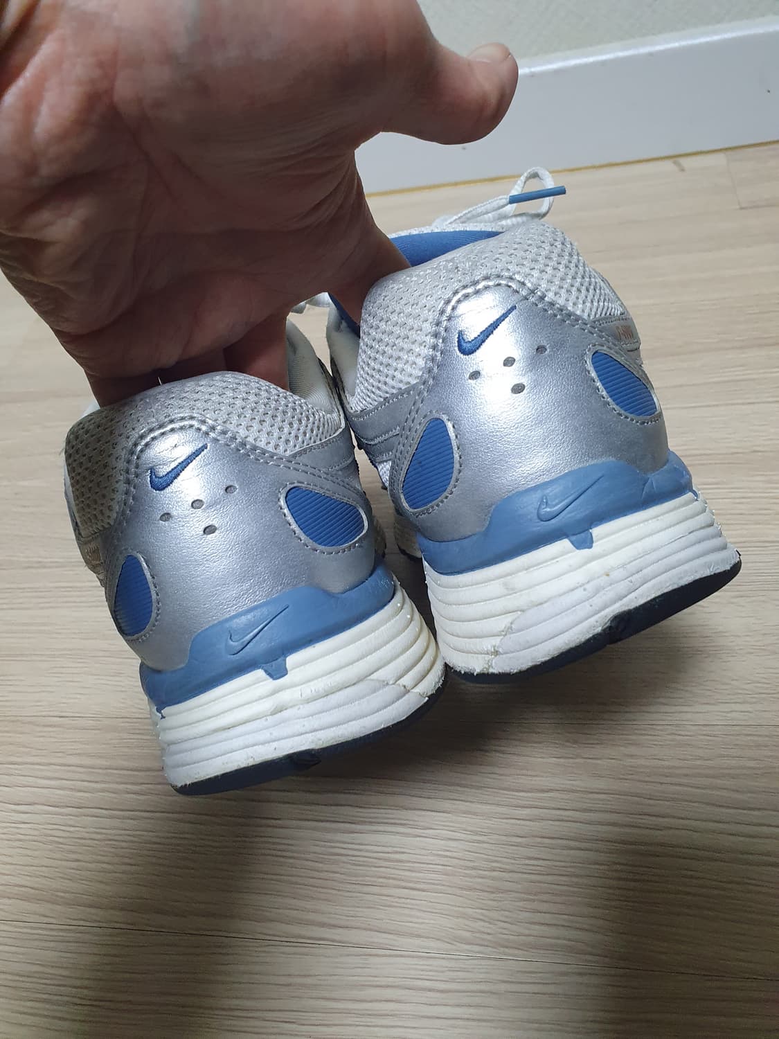 나이키 P-6000 실버 블루 운동화 275 상품이미지6
