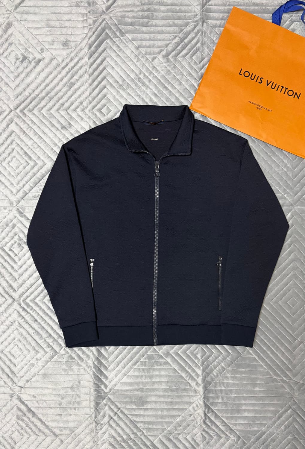 루이비통 집업 상품이미지2