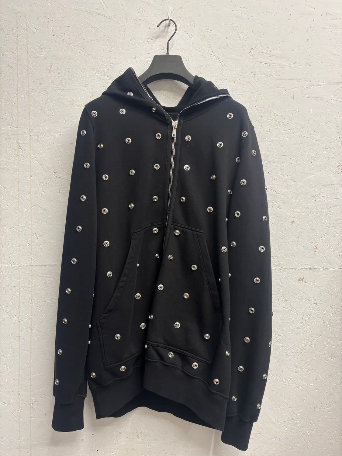 릭오웬스 스터드 후드 집업 상품이미지1