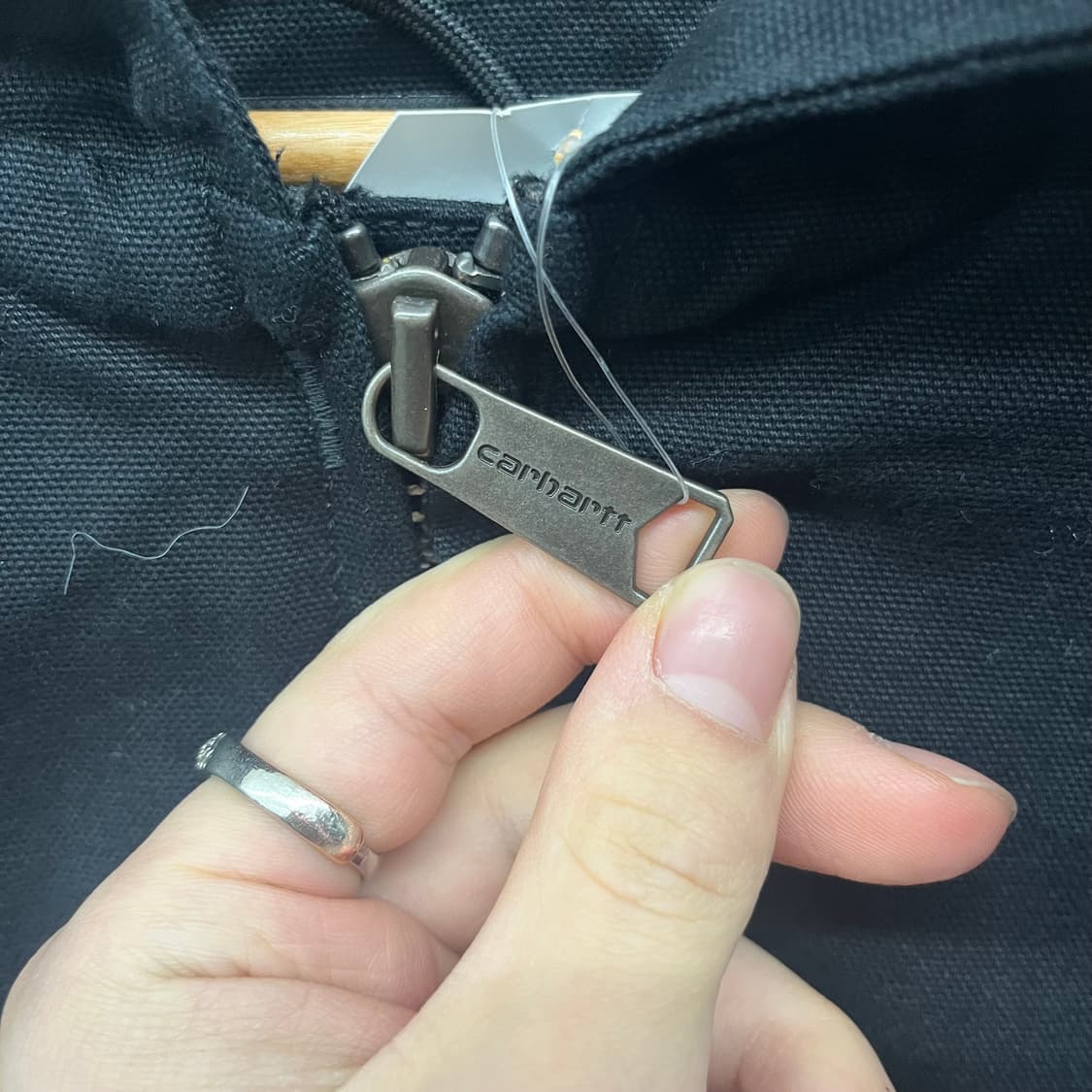 칼하트 블랙 후드 워크 자켓 남L 상품이미지3