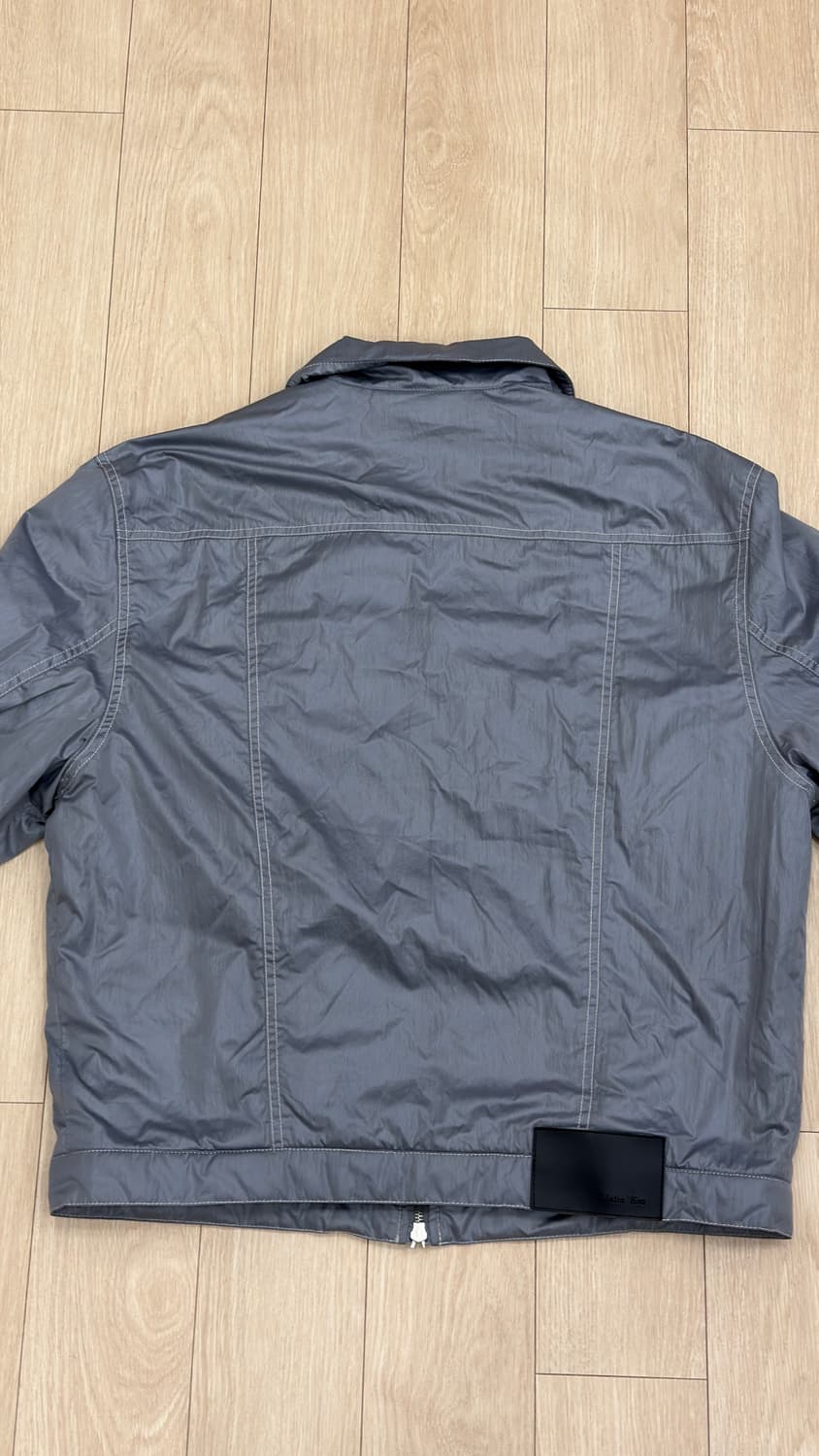 현재 단종된 마뗑킴 누빔 자켓 실버 상품이미지8