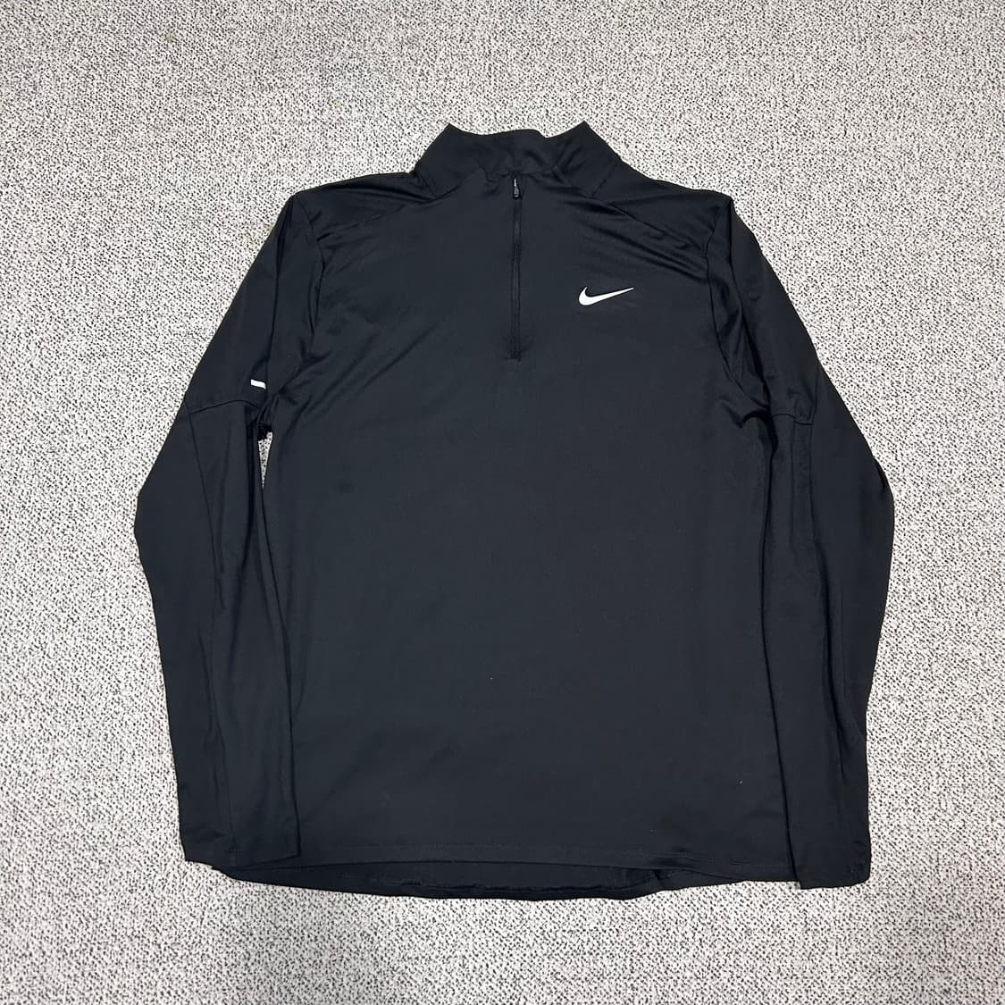 나이키 드라이핏 롱티 상품이미지1