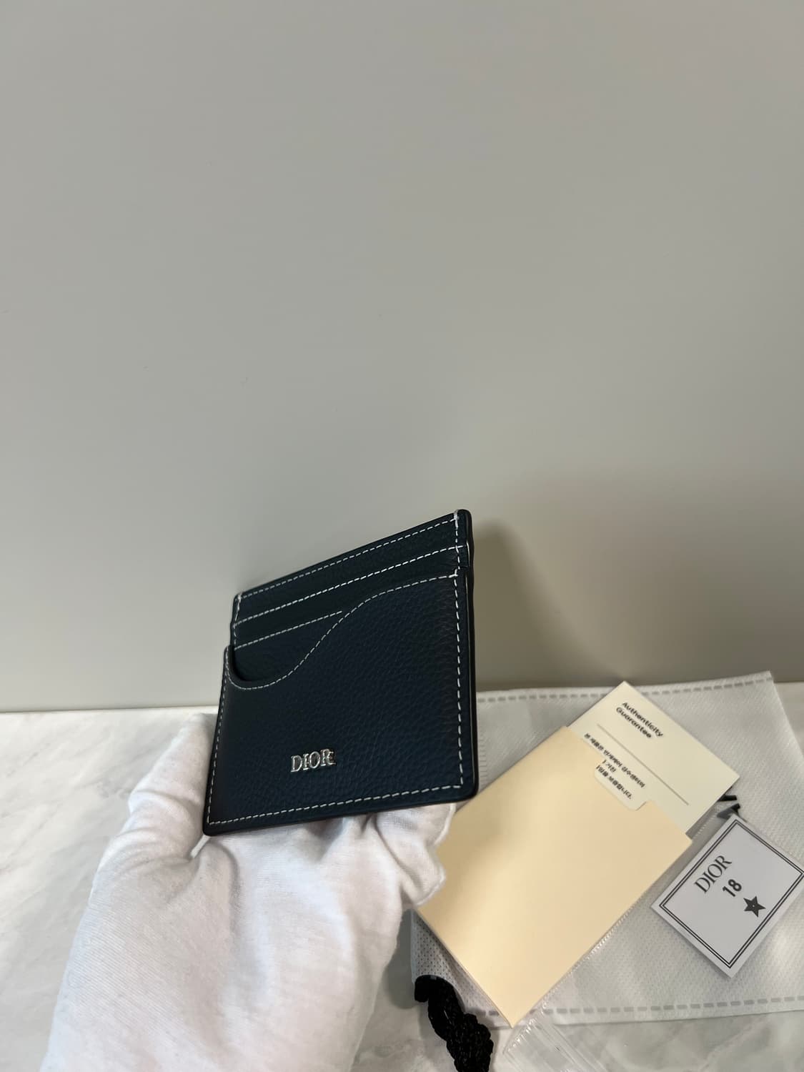 디올 새들 카드지갑 블랙 그레인 상품이미지4