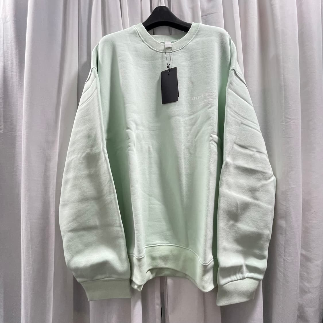 언텐션로우/ 백로고 맨투맨 스웻셔츠/ 2 상품이미지1