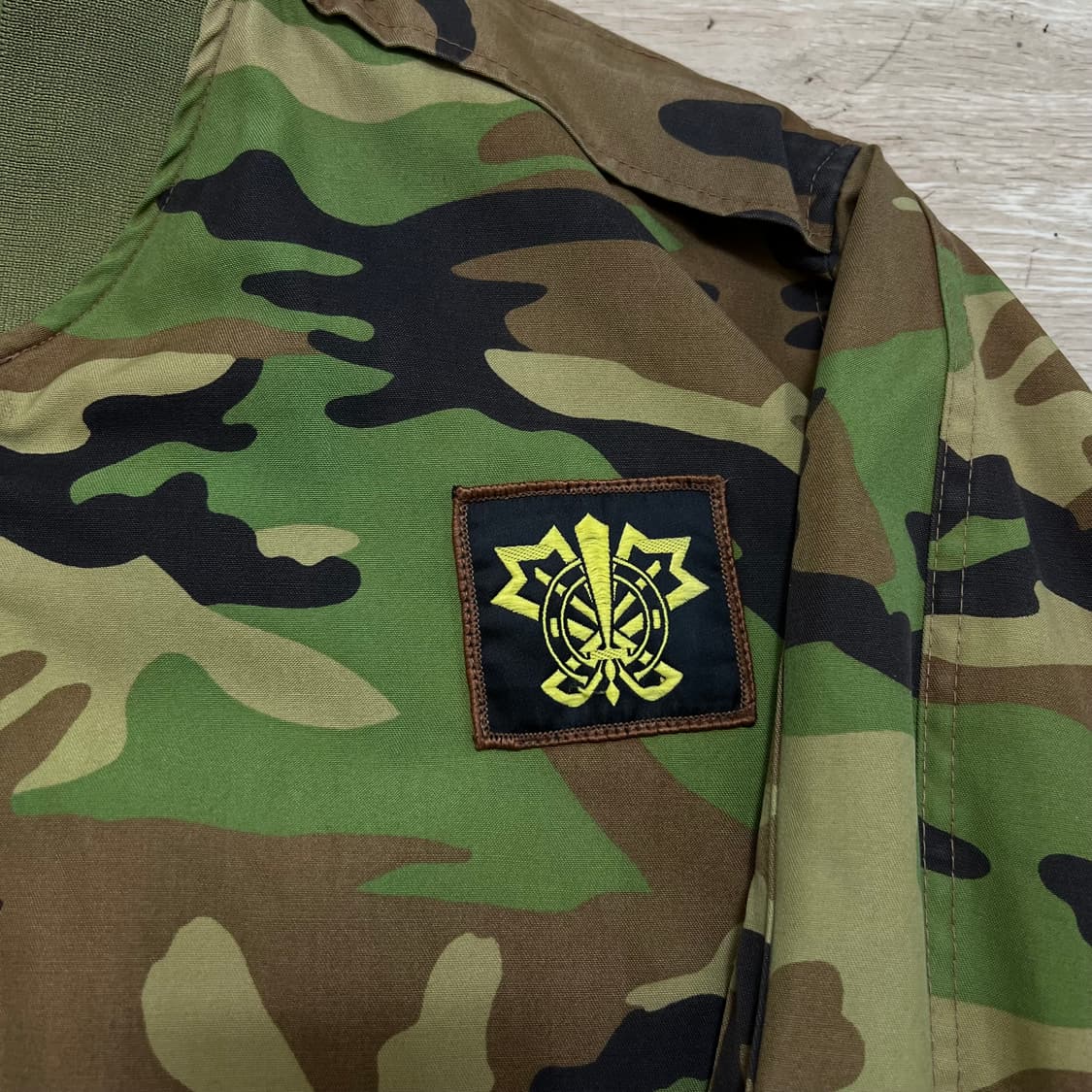 밀리터리 카모플라쥬 와펜 포인트 항공점퍼 [카키] L/100 상품이미지4