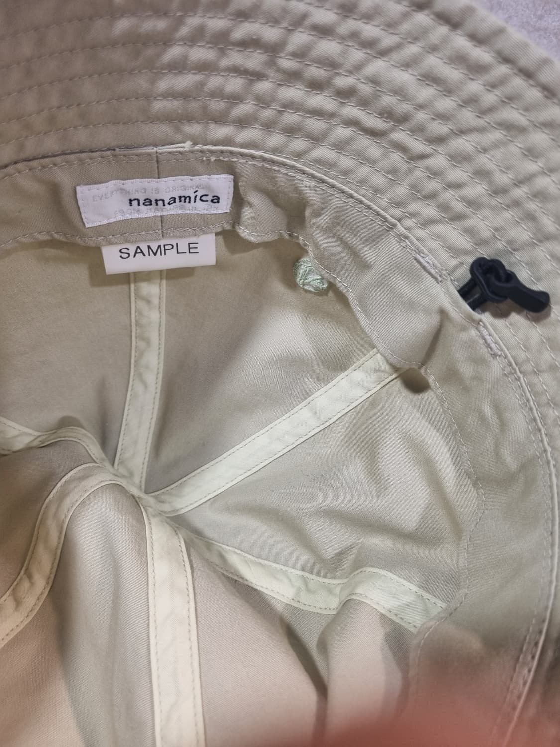 나나미카 윈드 라이트 그린 버킷햇 샘플 상품이미지3