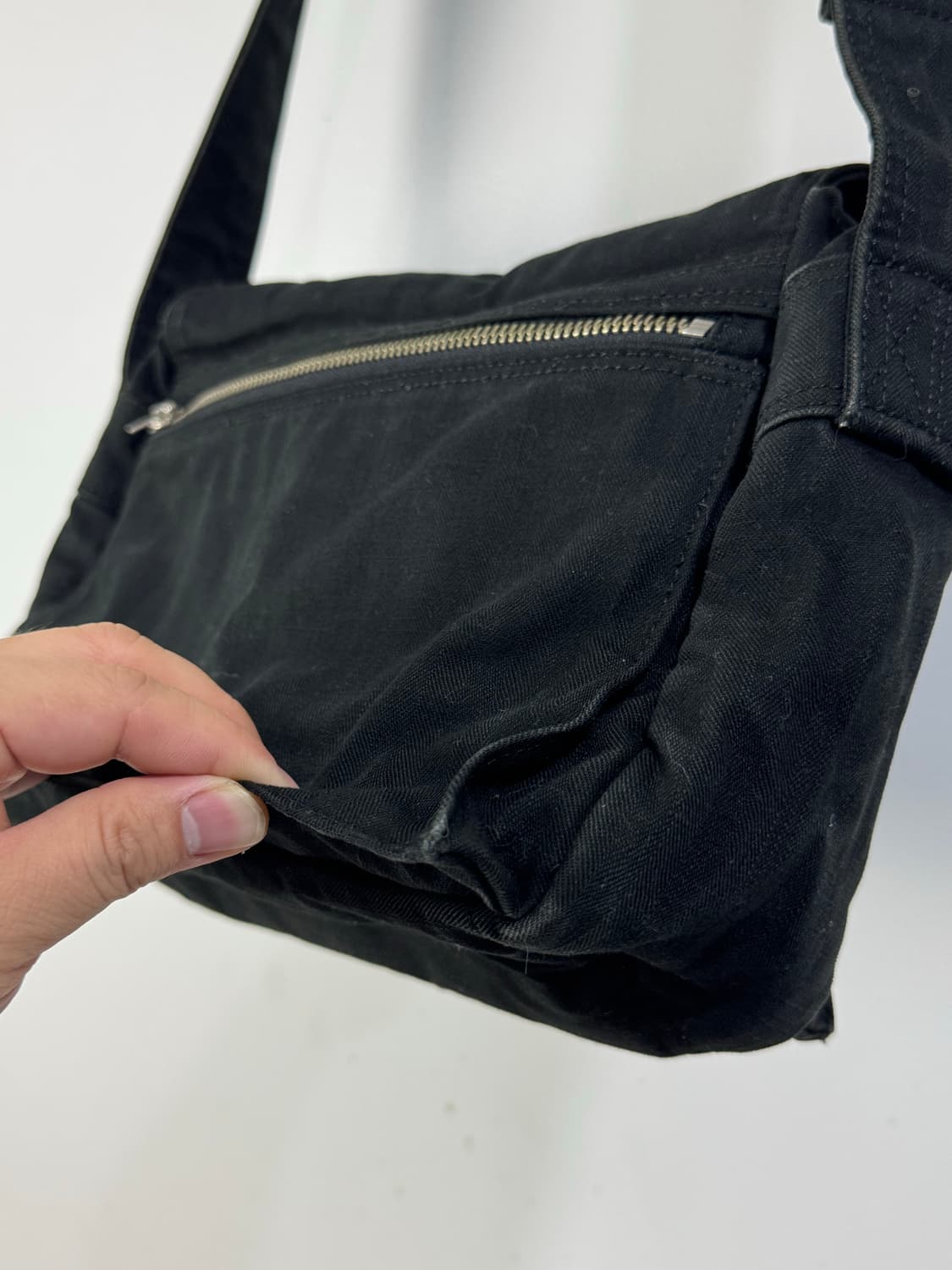 요시다 포터 블랙 스모키 크로스 상품이미지9