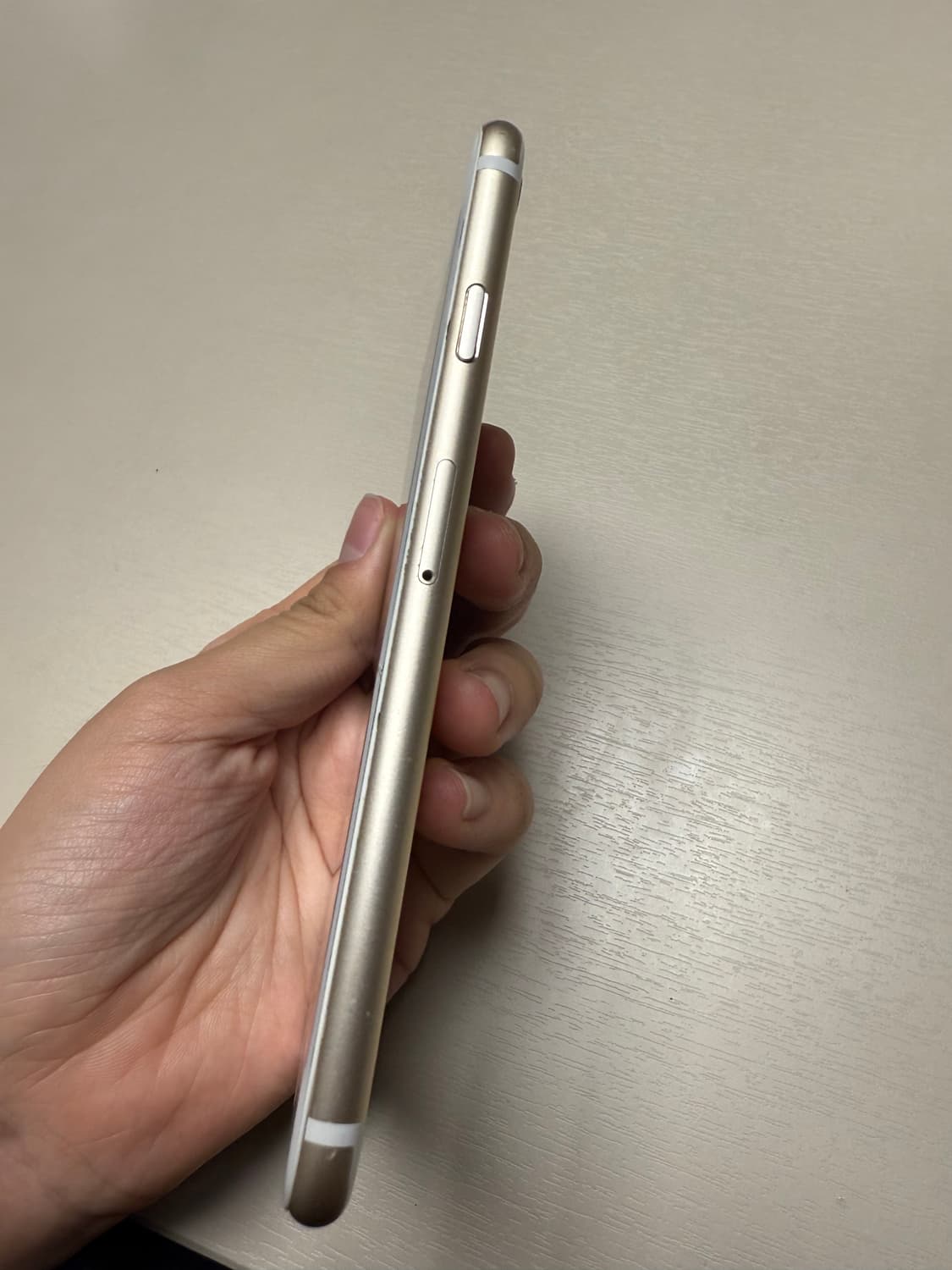 아이폰 6s 골드 32GB 무음카메라 상품이미지3