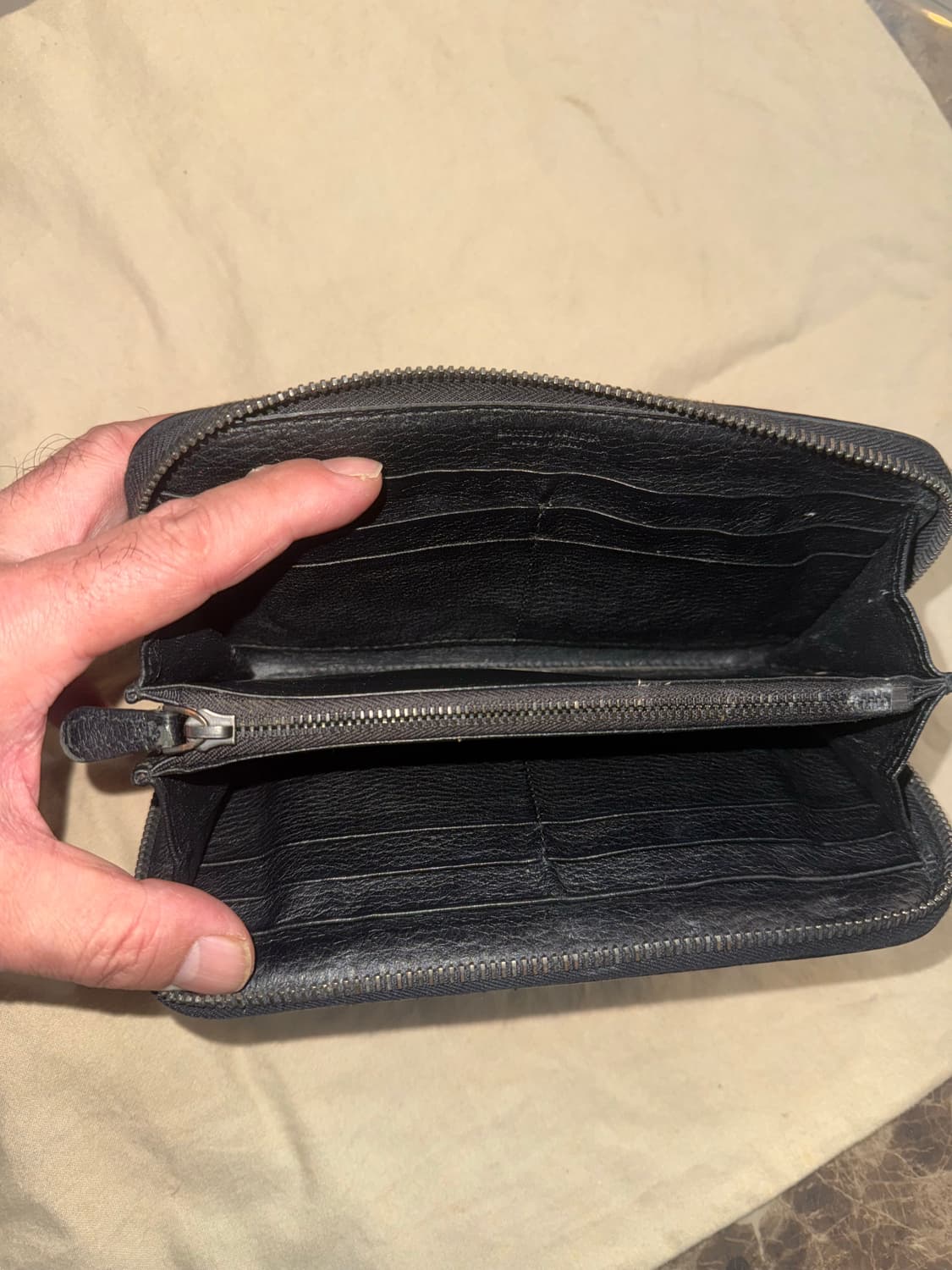 정품 보테카베네타 인트레치아토 지퍼 어라운드 장지갑 팝니다 상품이미지7