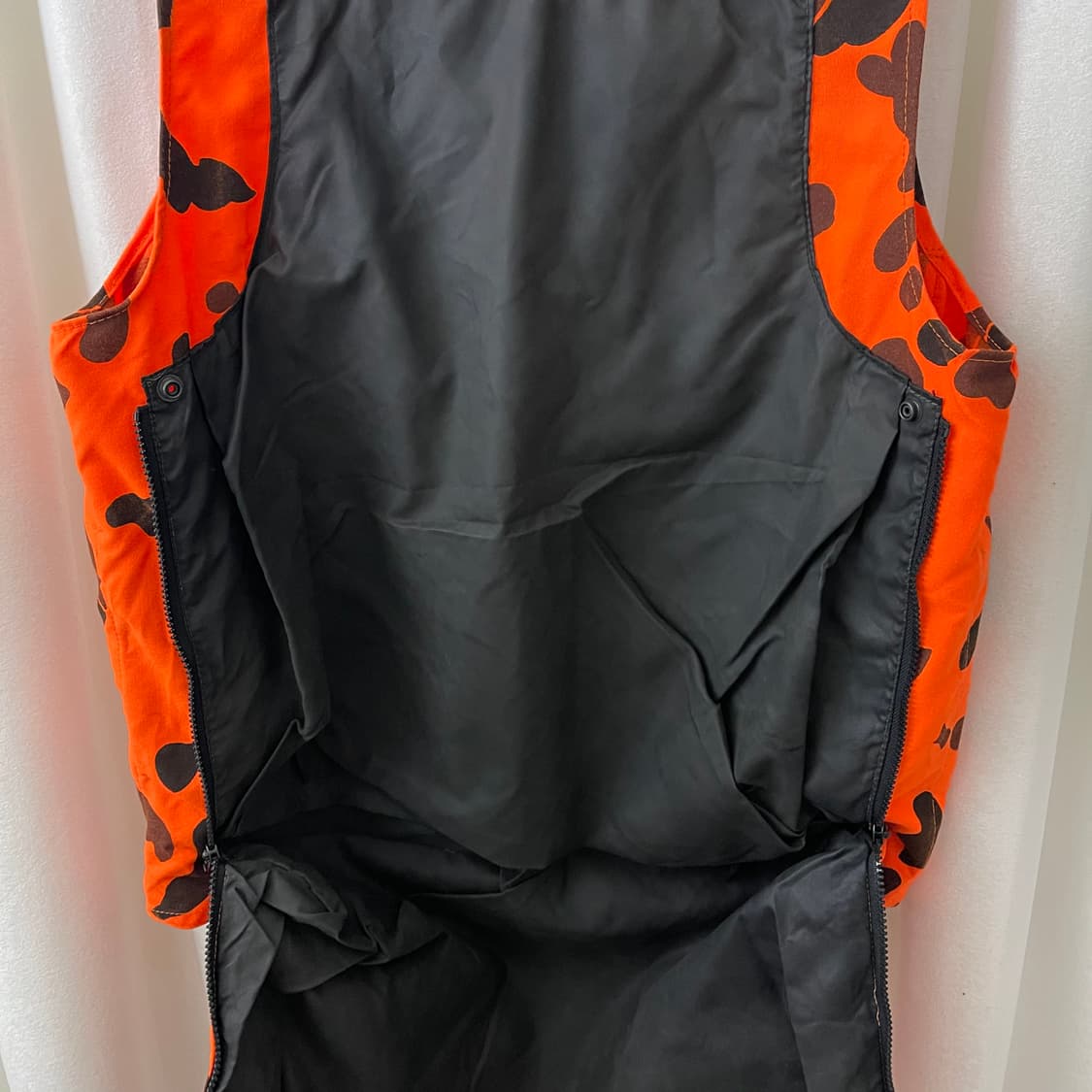 오렌지 독개구리 패턴 테크웨어 조끼 상품이미지7