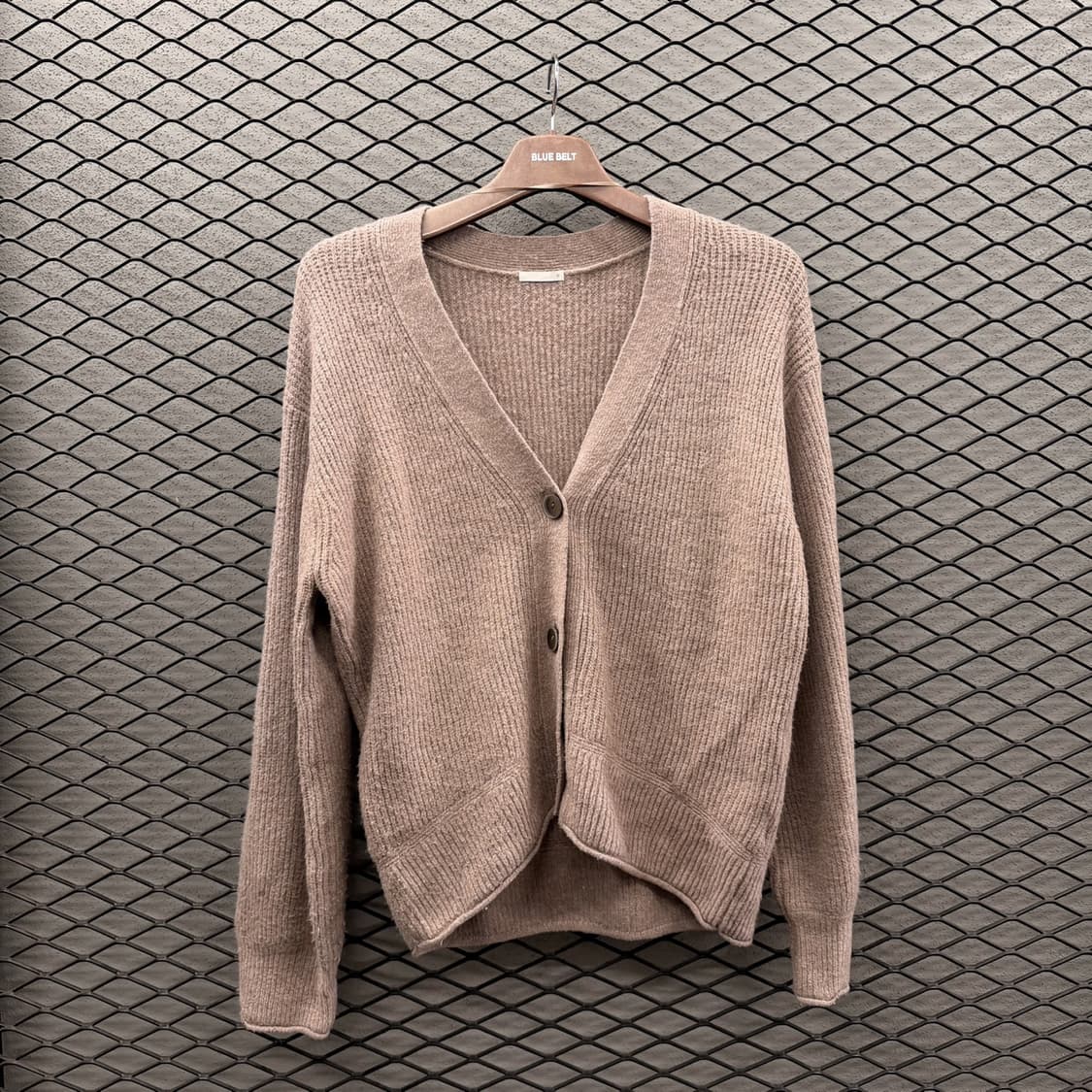 JPN VINTAGE 헤어리 와플 니트 가디건 드롭숄더 빅버튼 디테일 상품이미지2