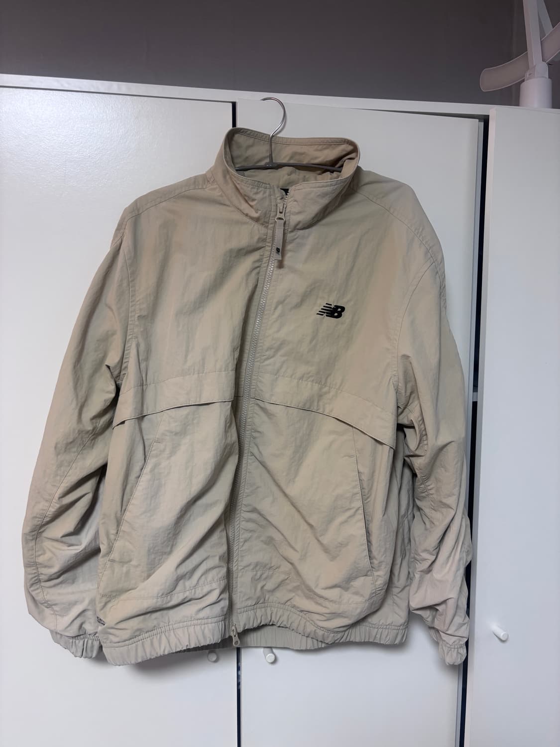 뉴발란스 바람막이 베이지 95 상품이미지1