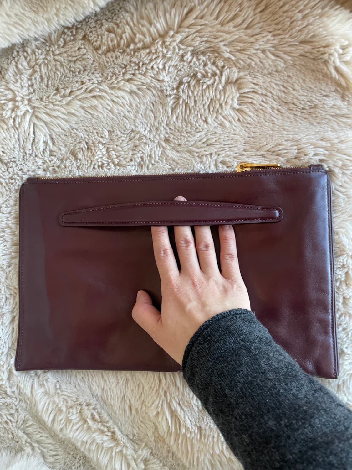 [정품/거의새제품] 미우미우 버건디 스터드 클러치 연말 파티룩 상품이미지6