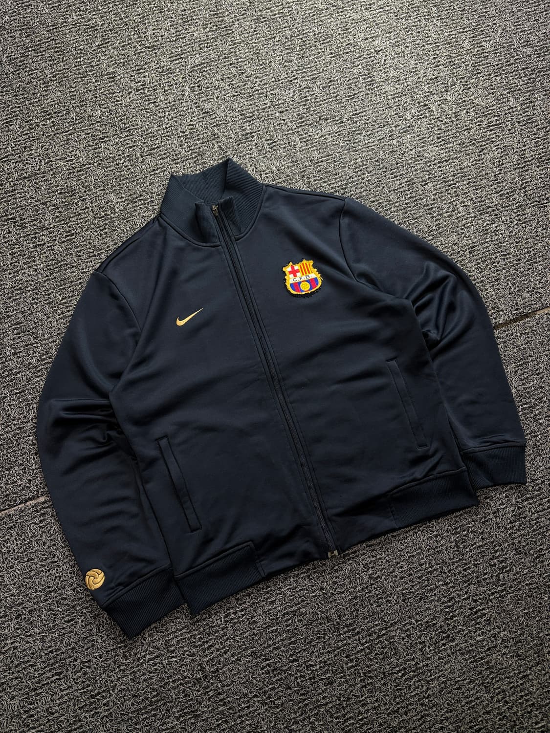 나이키 바르셀로나 레트로 풋볼 스웻 집업 자켓 1775 상품이미지1
