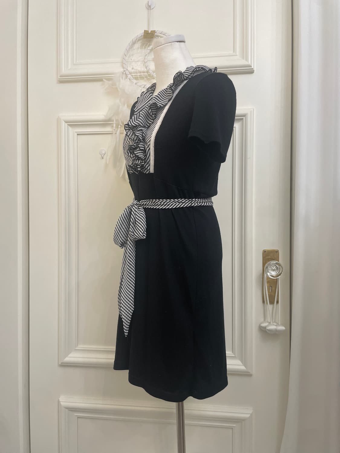 black stripe ruffle belt point opc 상품이미지2
