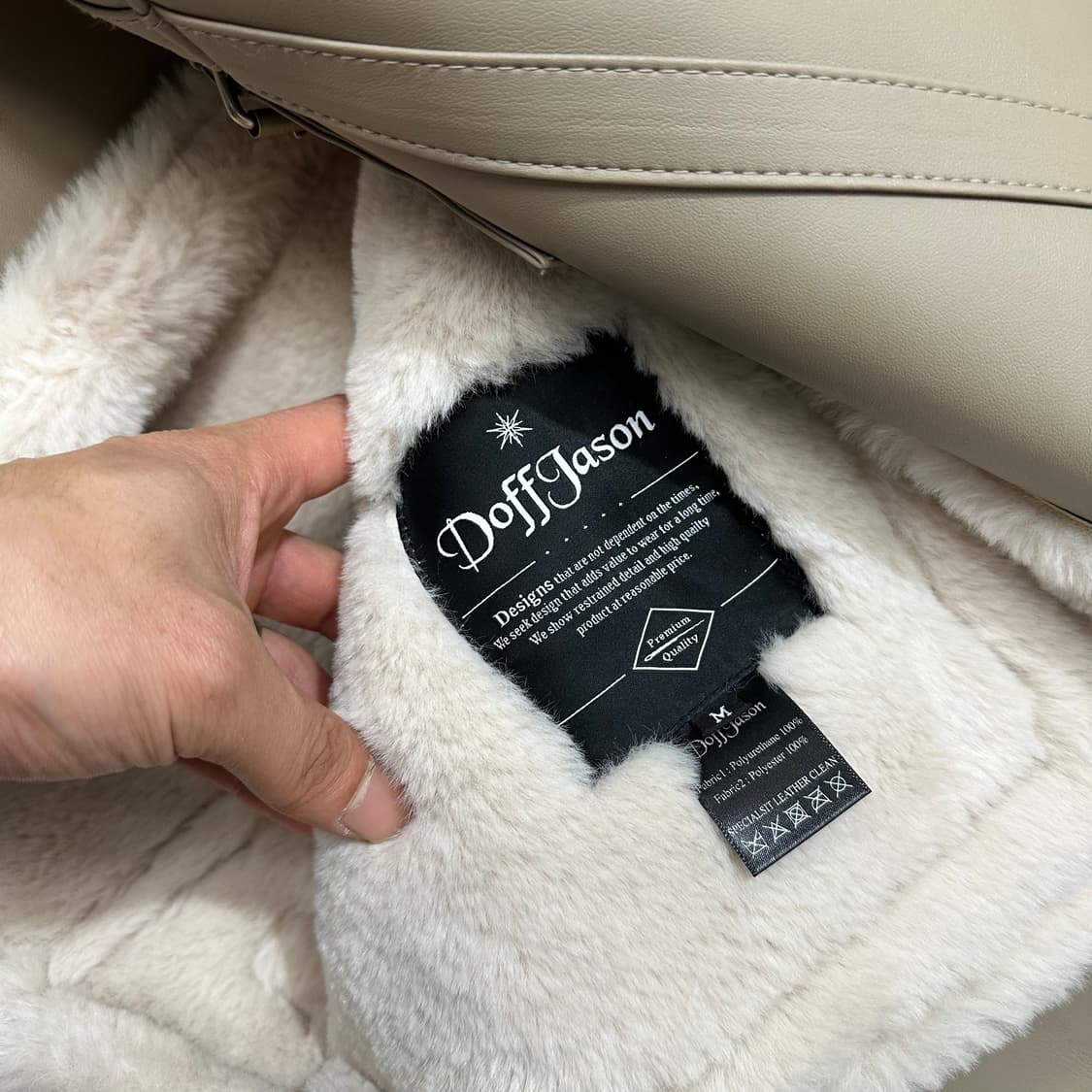 [95-100] 도프제이슨 무스탕(개봉후미착용) 상품이미지3