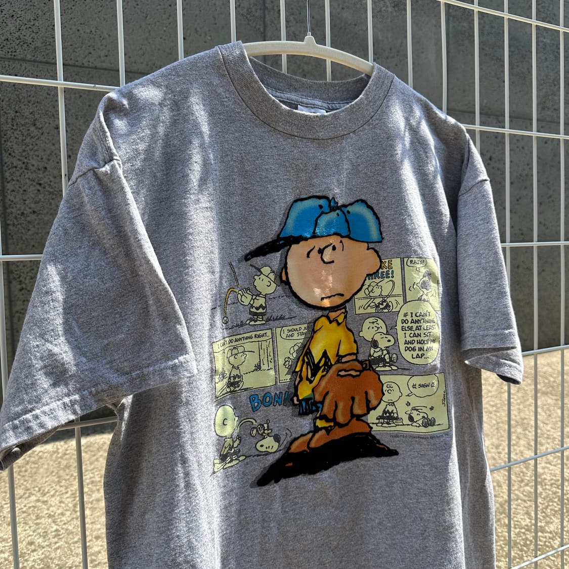 00‘s charlie brown comics t shirt 상품이미지2