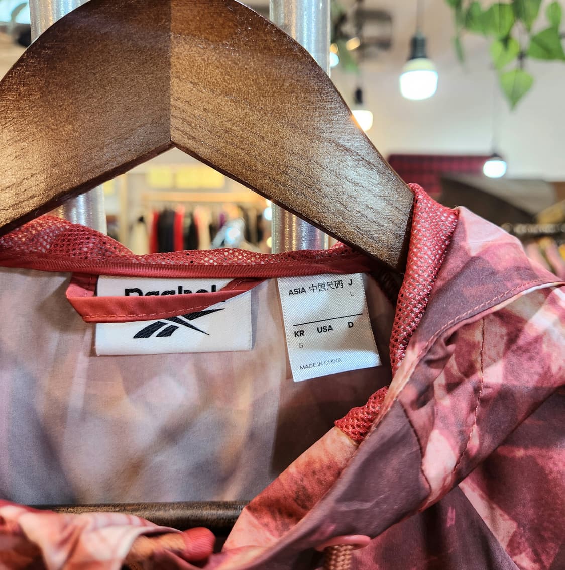 Reebok 리복 후드 바람막이  숏 점퍼 상품이미지3