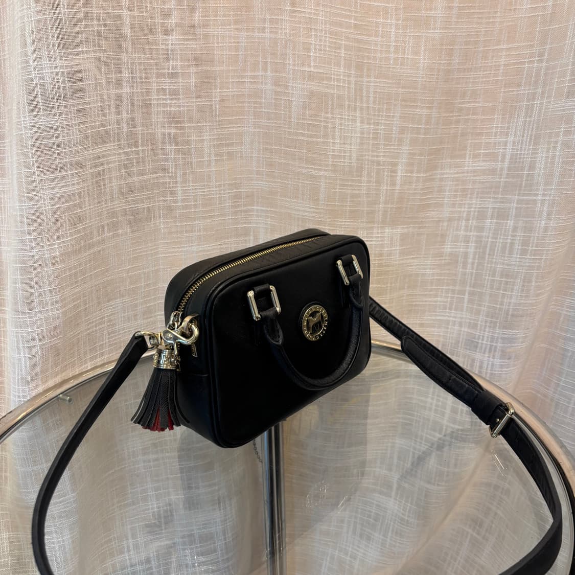 정품 메트로시티 테슬 크로스백     상품이미지3