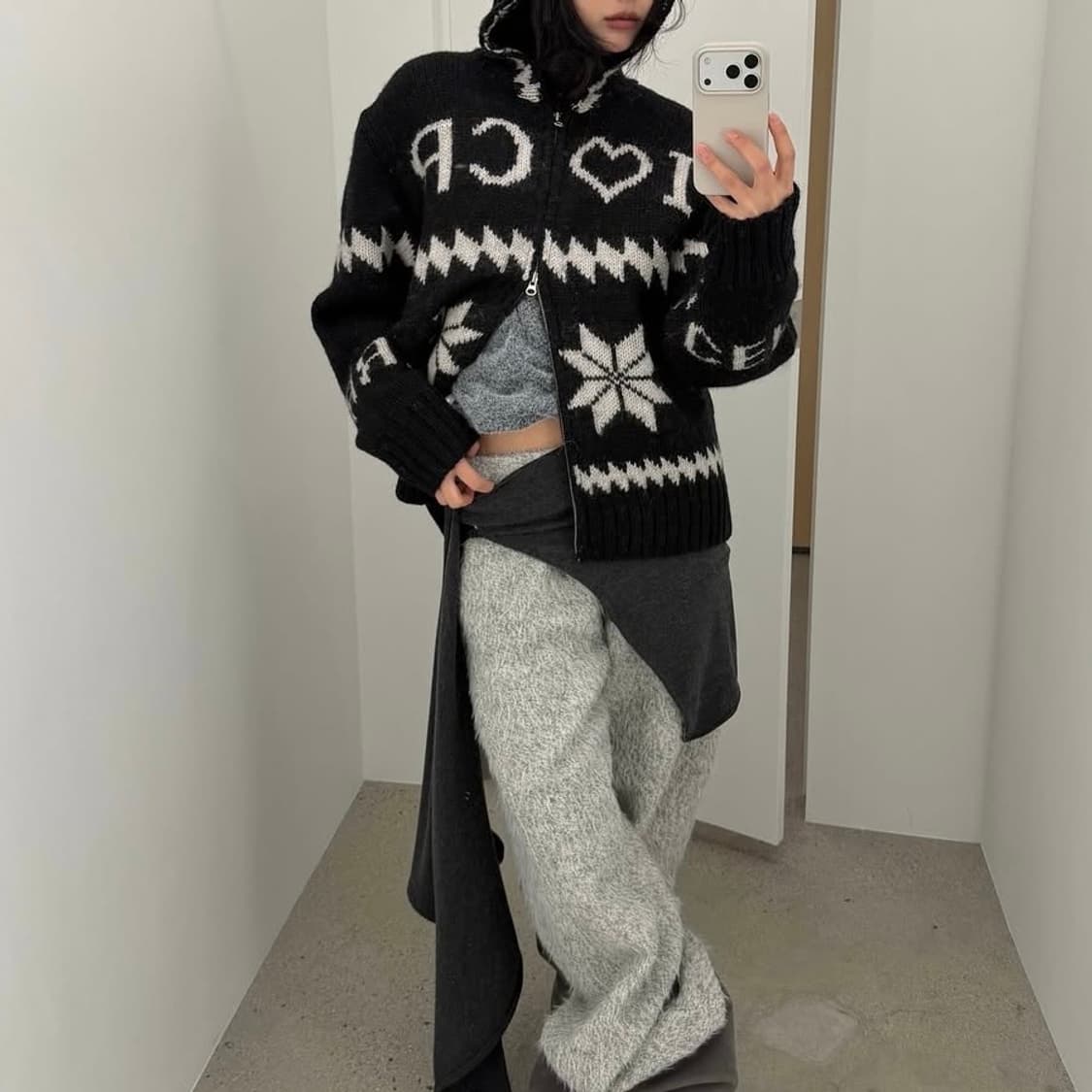 세릭 코위찬 후드 집업 상품이미지3