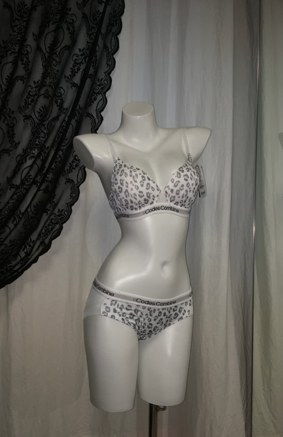 코데즈컴바인 라이트 레오파드 노와이어 브라 팬티 이너웨어 세트 상품이미지2