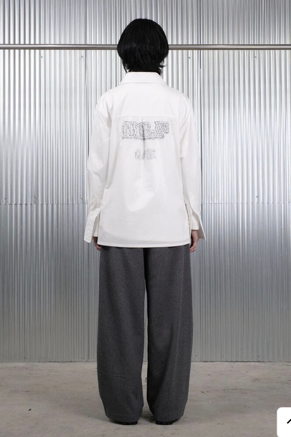 (새상품) 데비어퍼 하프 프린트 셔츠 OS 상품이미지4