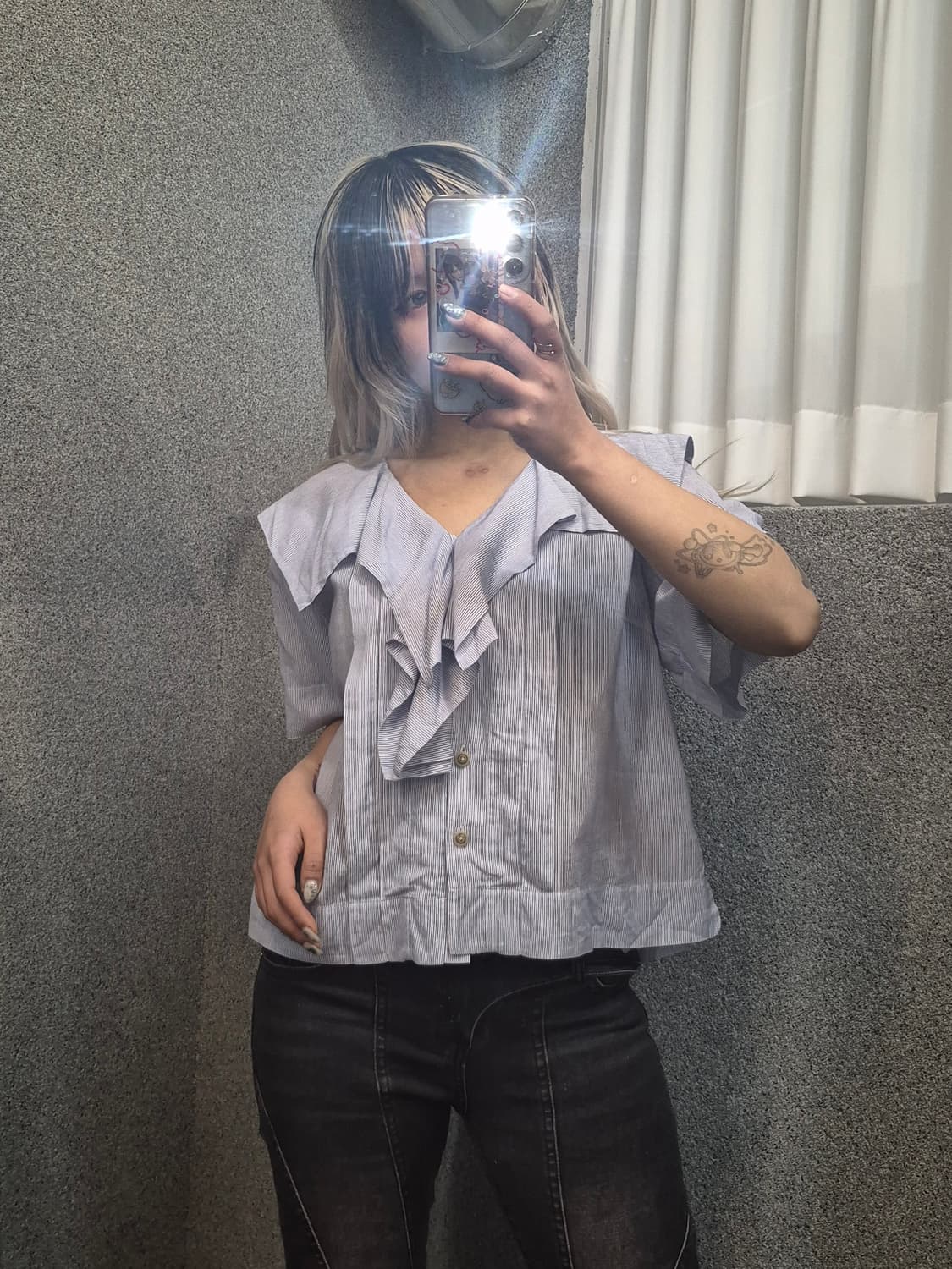 VIVIENNE WESTWOOD FRILL SHIRT 상품이미지1