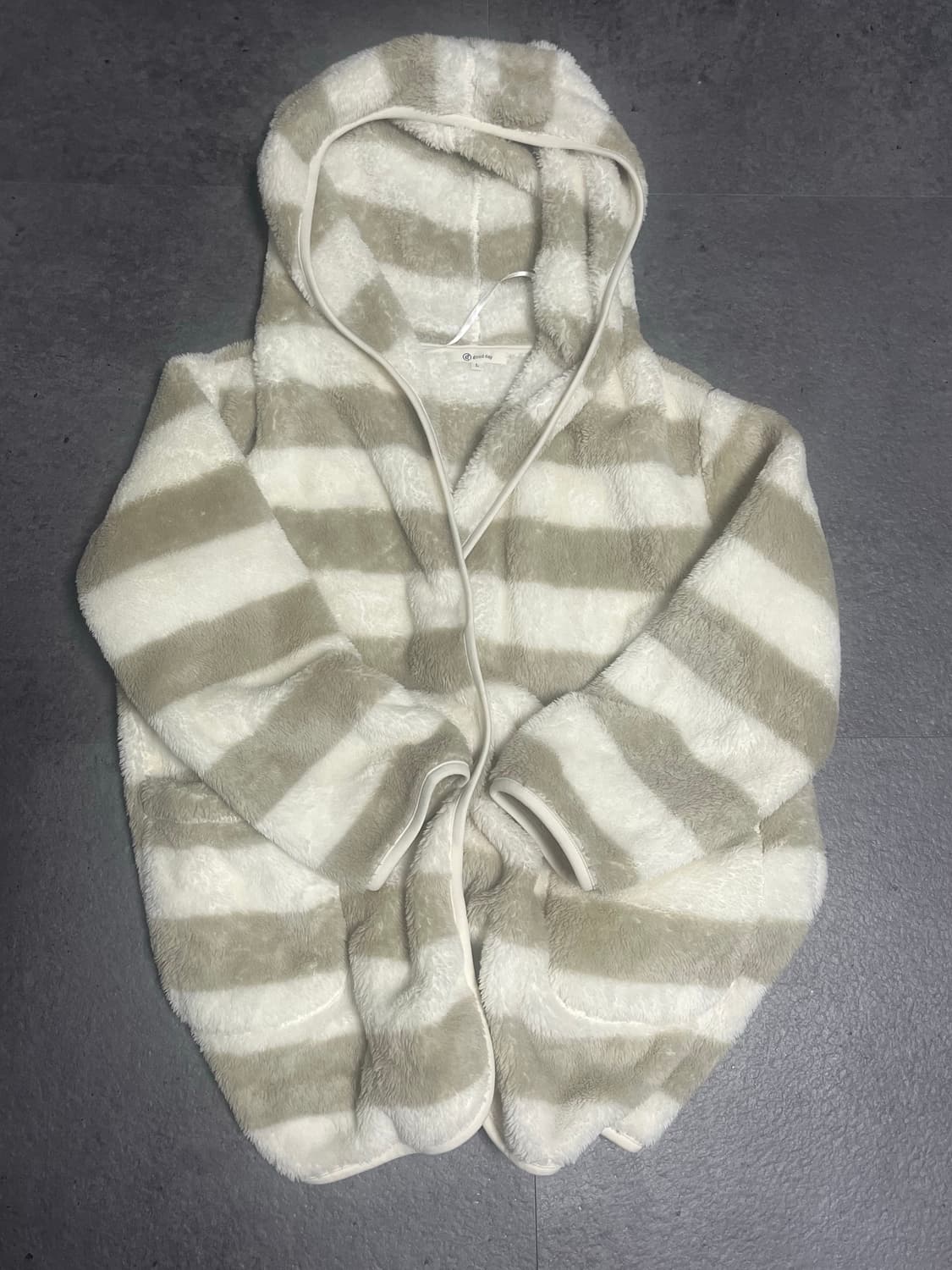 베이지 퍼 후드 후리스 가디건 상품이미지1