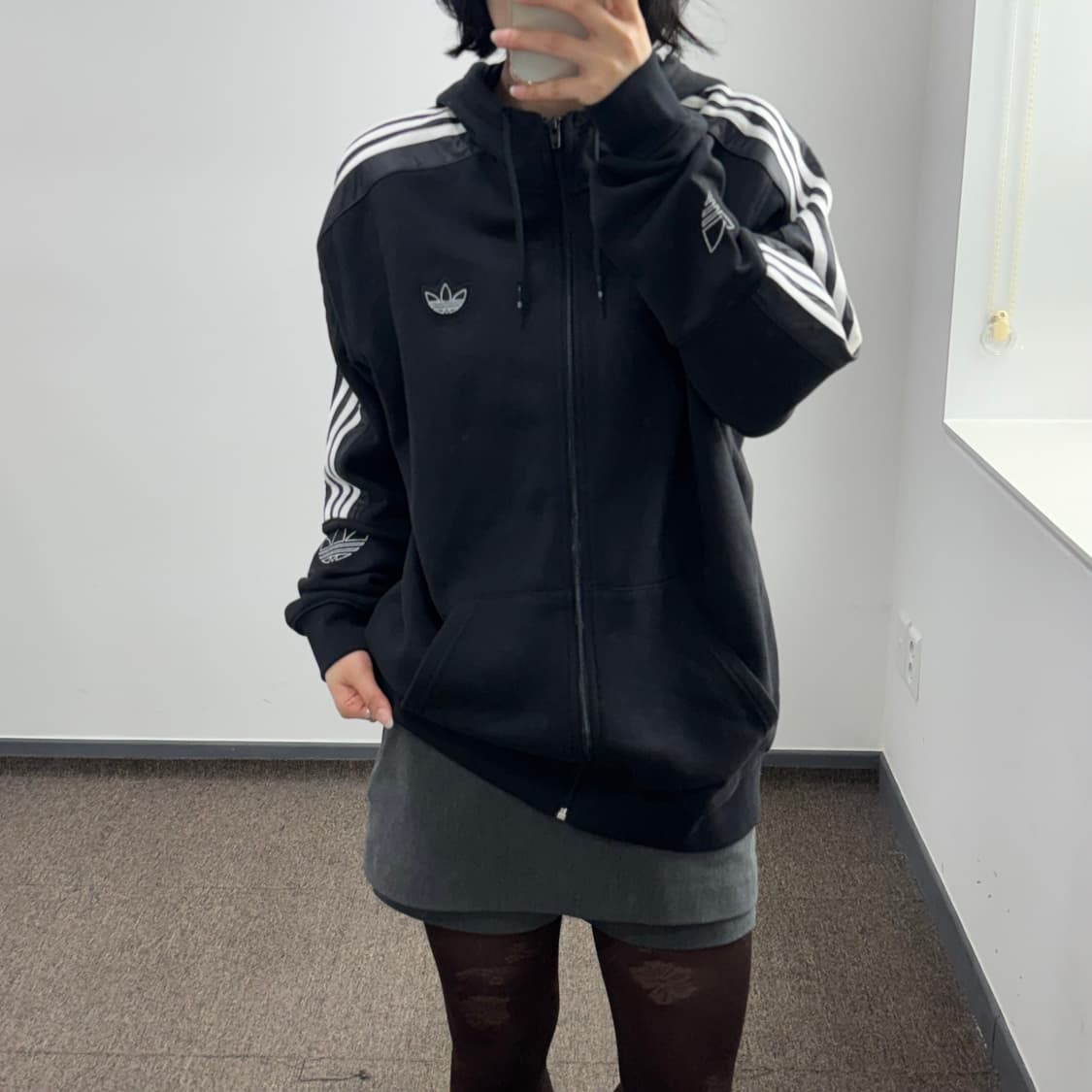 Adidas 아디다스 파이어로고 블랙 후드집업 상품이미지2
