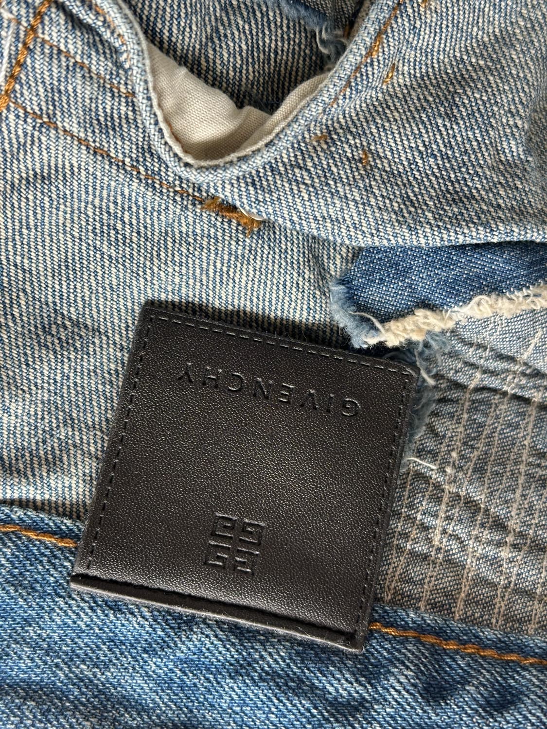 Givenchy damage detail denim pants 상품이미지8