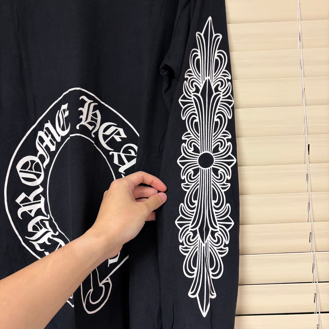 레어) 크롬하츠 퍽유 플로랄 스크롤 홀스슈 롱슬리브 긴팔 티셔츠 L 상품이미지6