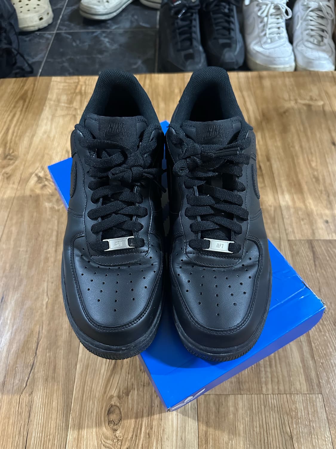 나이키 에어포스1  트리플 블랙 (275) 상품이미지2