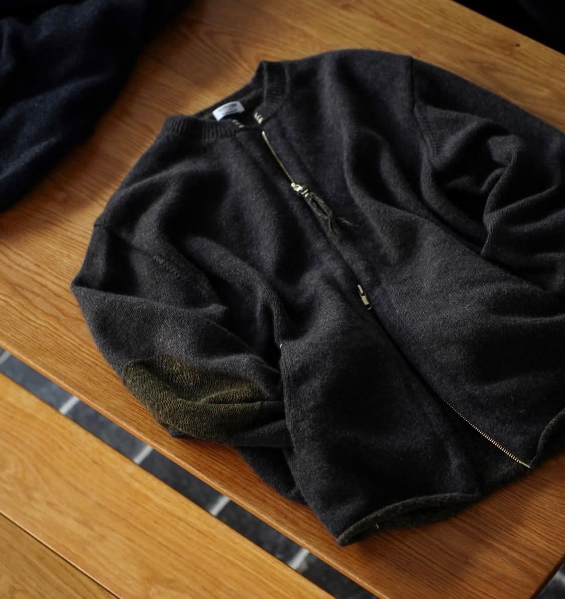 마티앤선즈 효토코 집업 자켓 3사이즈 네이비 새상품 / 헤릴 아프레쎄 상품이미지1