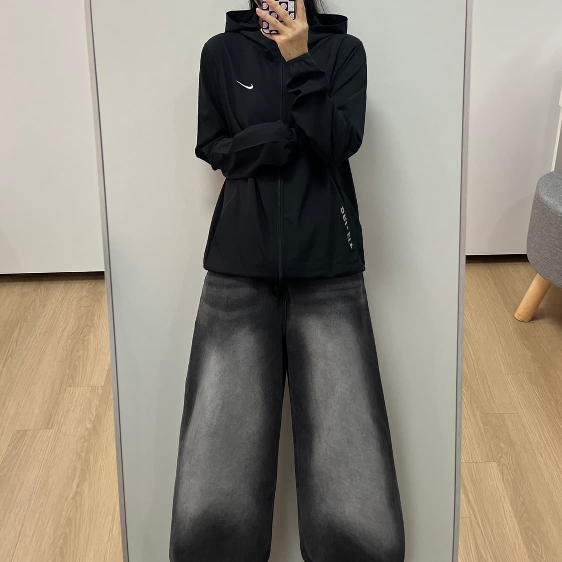 나이키 드라이핏 자수로고 러닝 바람막이 자켓 상품이미지2