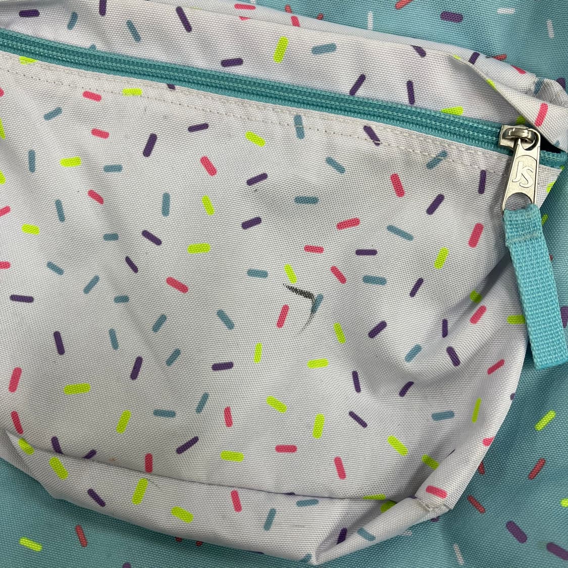 [실측확인] 잔스포츠 스프링클패턴 슈퍼 브레이크 백팩 가방 0119M1 상품이미지6