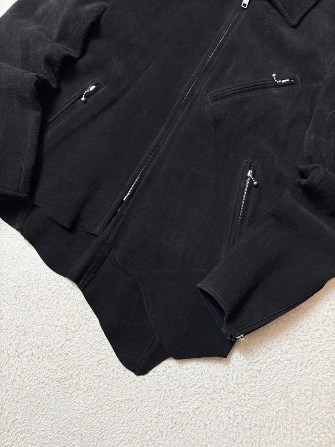 비바스튜디오 시그니처 스웨이드 언발 가죽 자켓 PN6540    상품이미지5