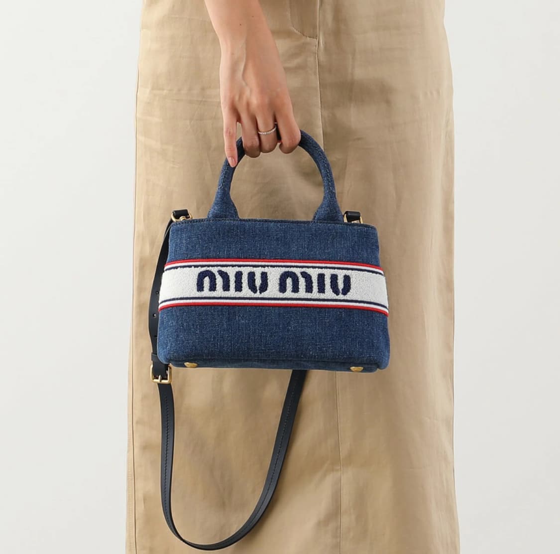 [SA급 정품] 미우미우 캔버스 데님 크로스백 상품이미지9