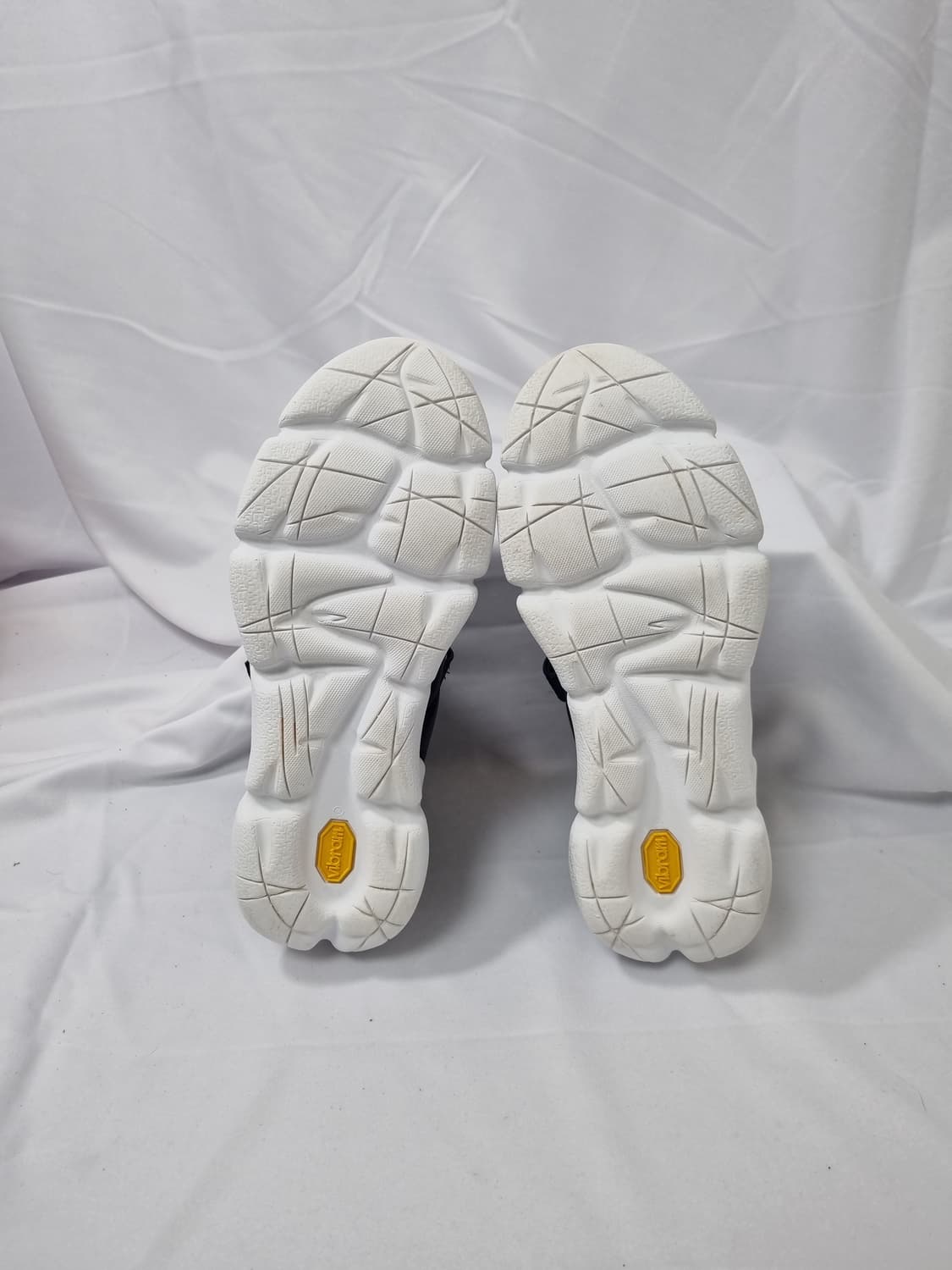 35 225 슈콤마보니 비브람 아웃솔 니트 삭스 스니커즈 상품이미지4