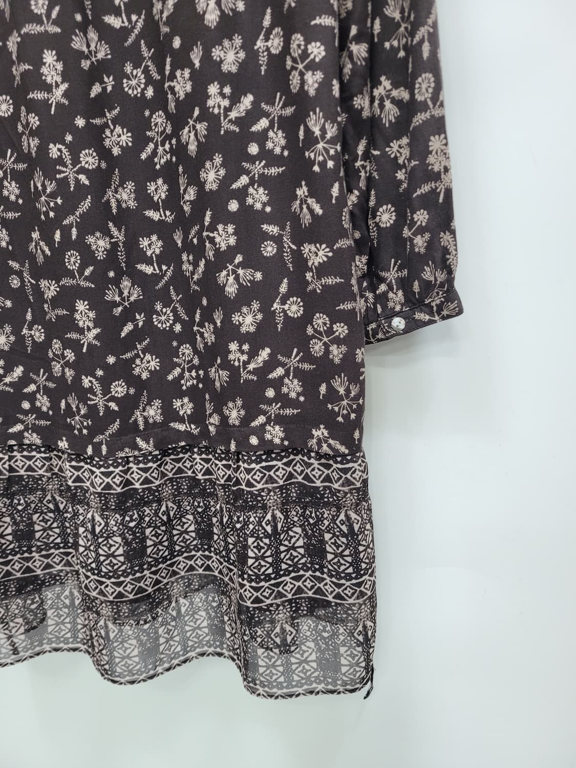 써스데이아일랜드 레이온 원피스 / 여 M (90-165)
 상품이미지5