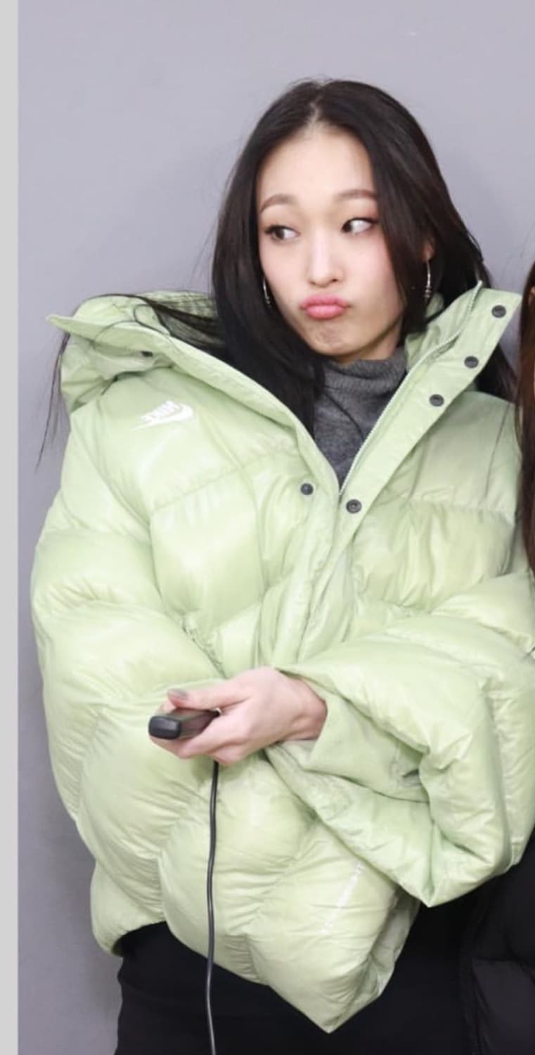 나이키 써마핏 패딩 연두색 (ADP 애니착용) 상품이미지1