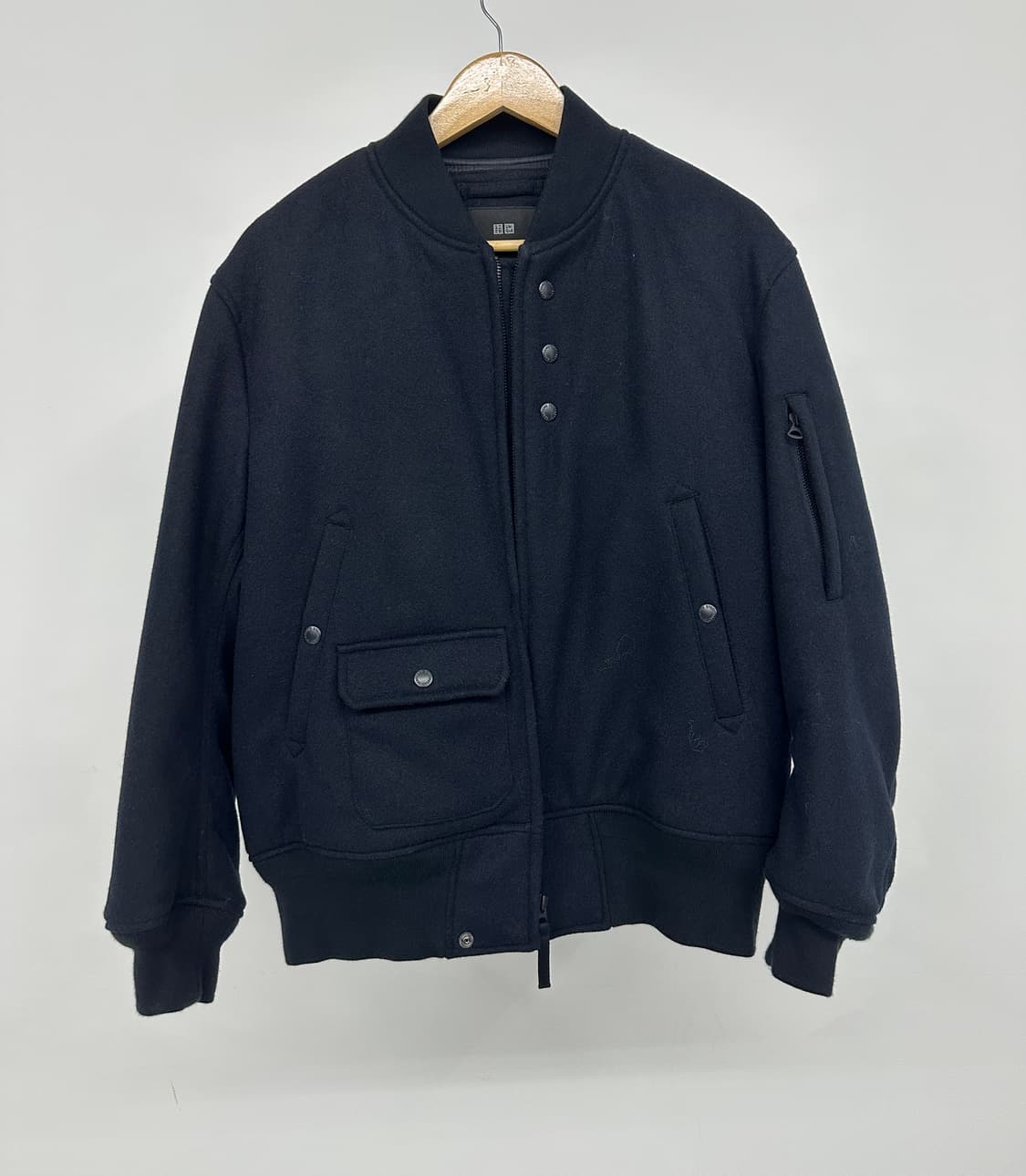 유니클로 엔지니어드 가먼츠 블루종 상품이미지1