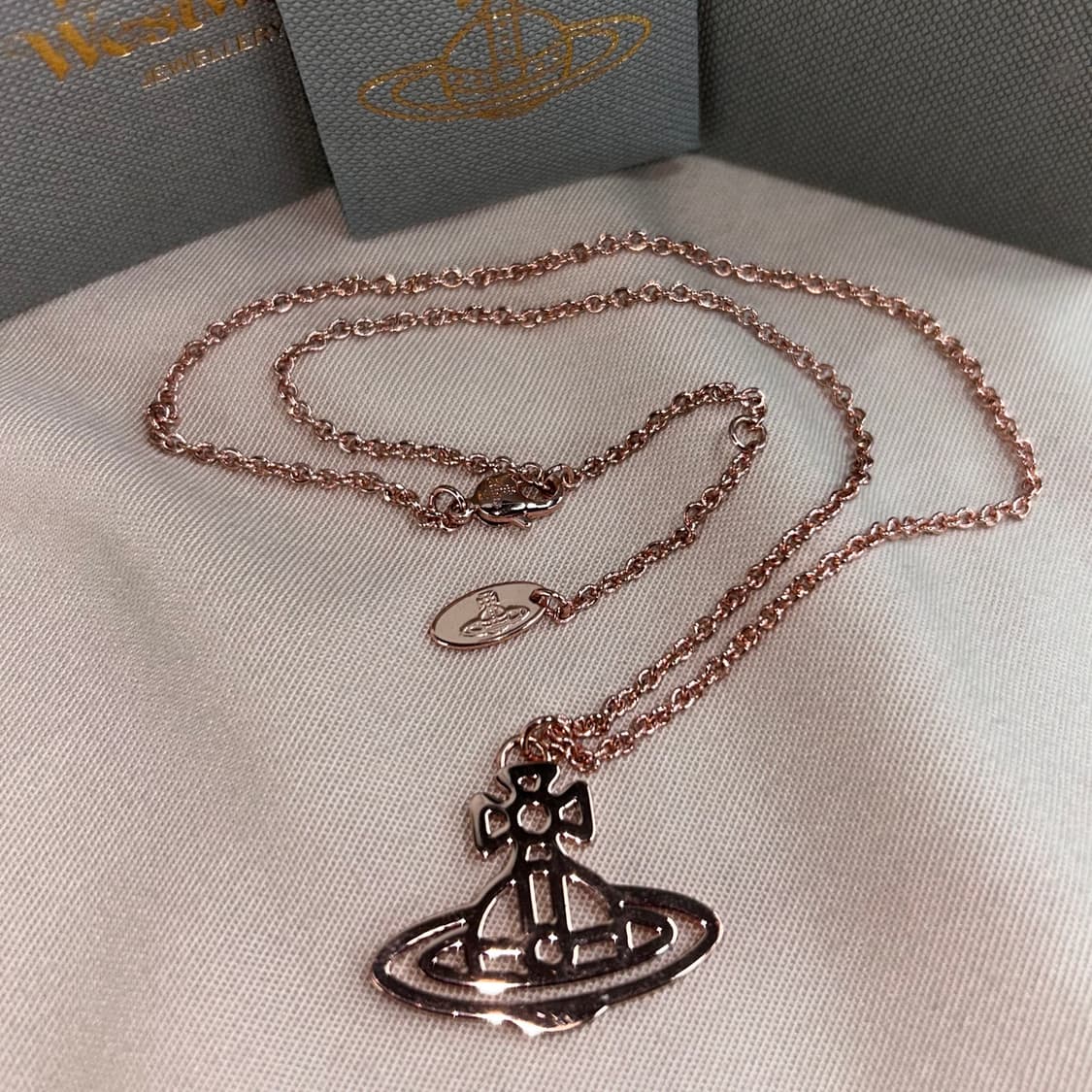 (풀박스)Vivienne Westwood Thin Necklace 상품이미지1