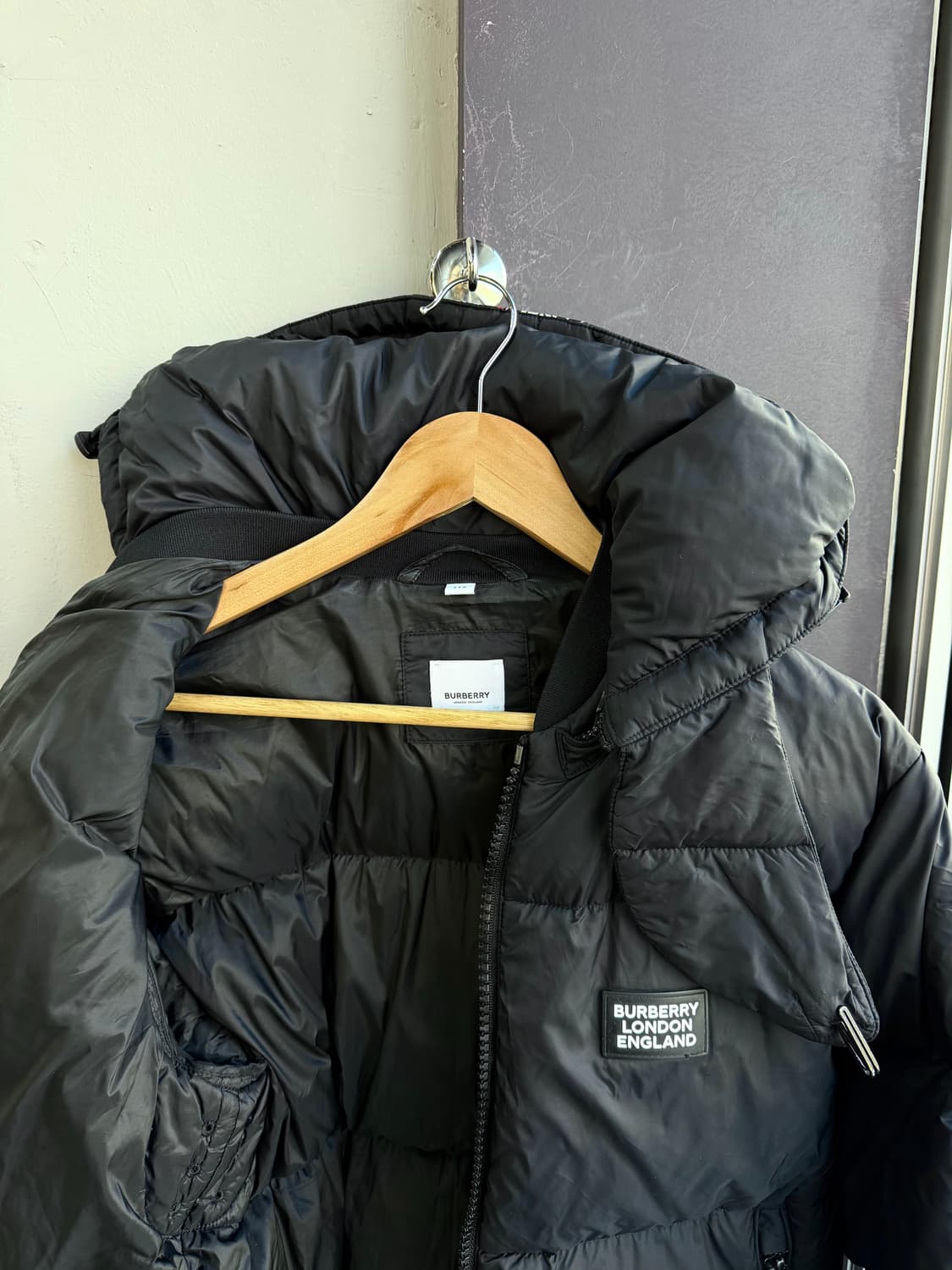 .95/ 버버리 신형 로고패치 TB 후디 구스패딩 상품이미지5